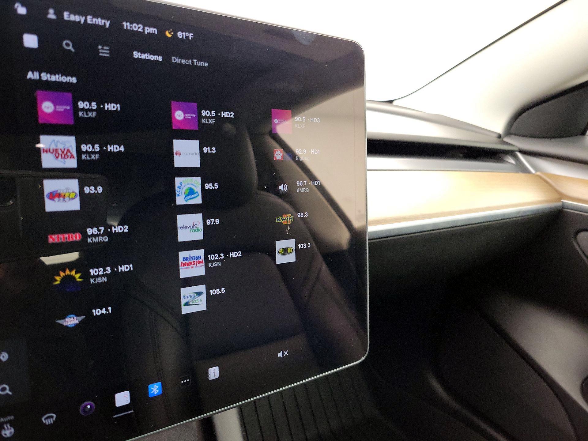 Thumbnail: 2022 Tesla Model 3 - 16