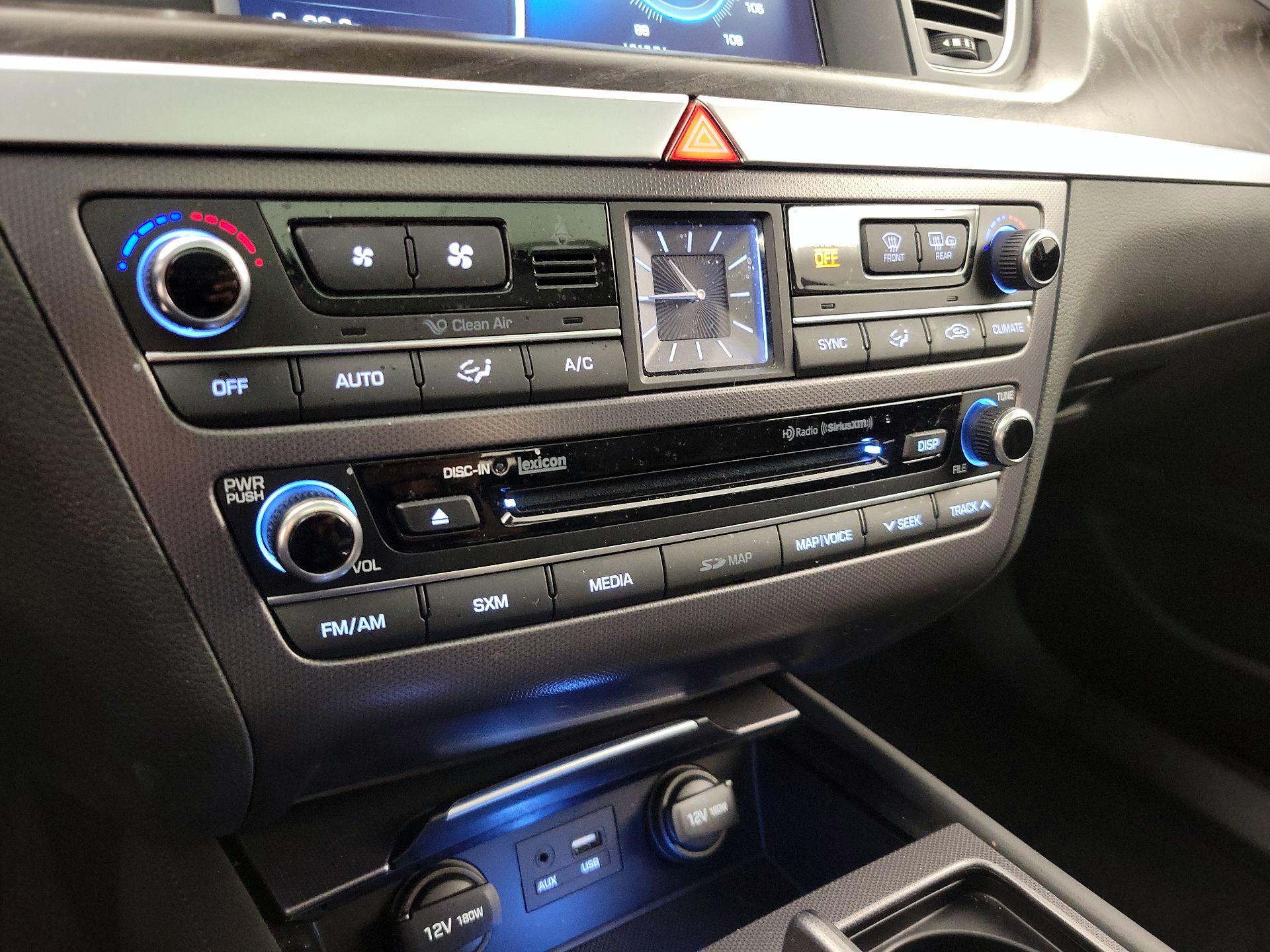 Thumbnail: 2016 Hyundai Genesis - 17