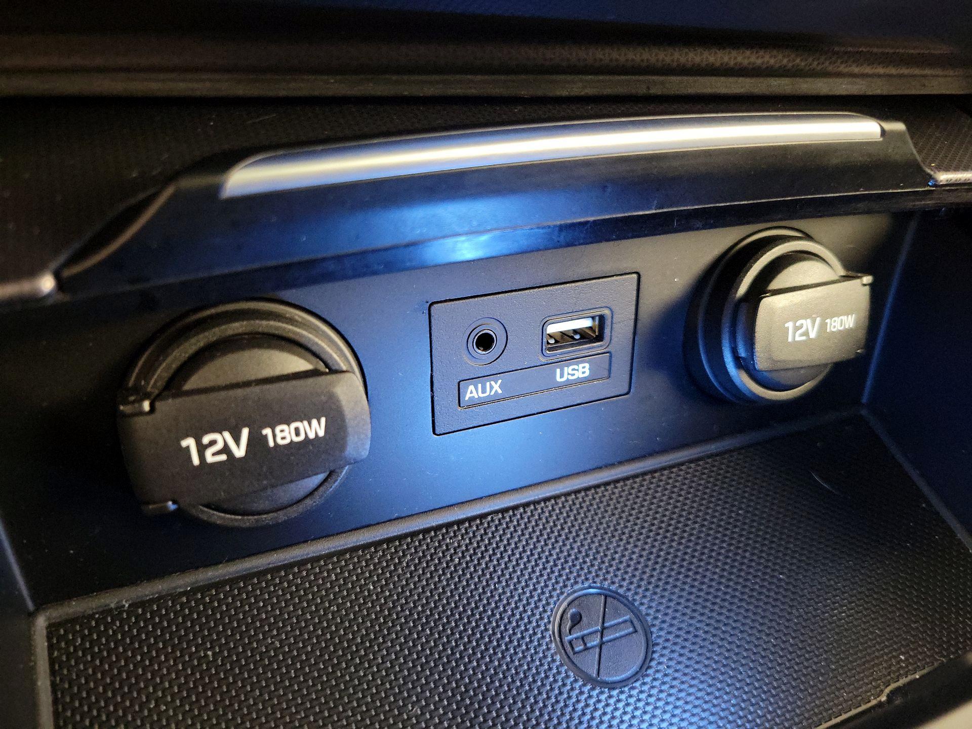 Thumbnail: 2016 Hyundai Genesis - 19