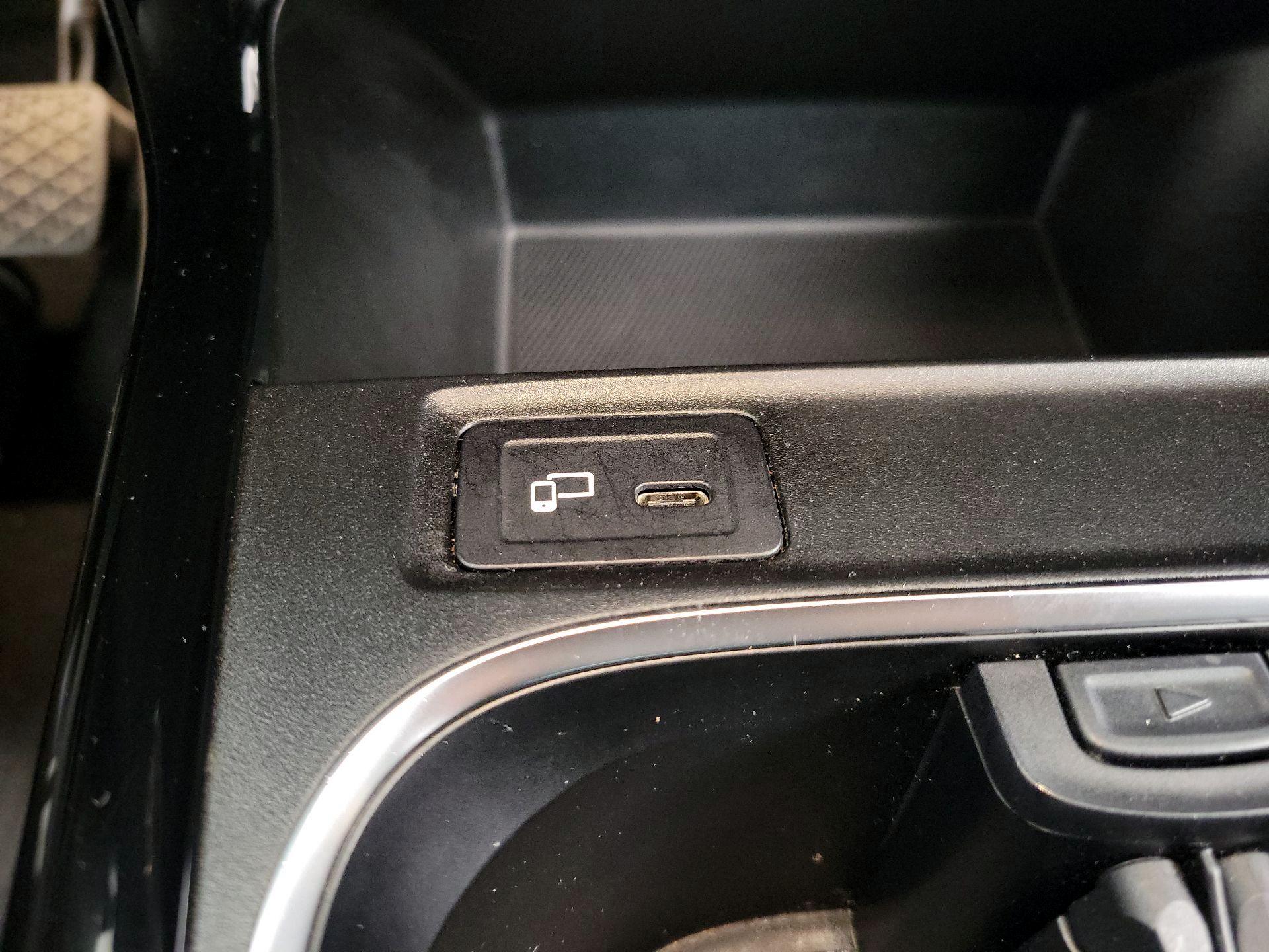 Thumbnail: 2020 Mercedes-Benz A-Class - 18