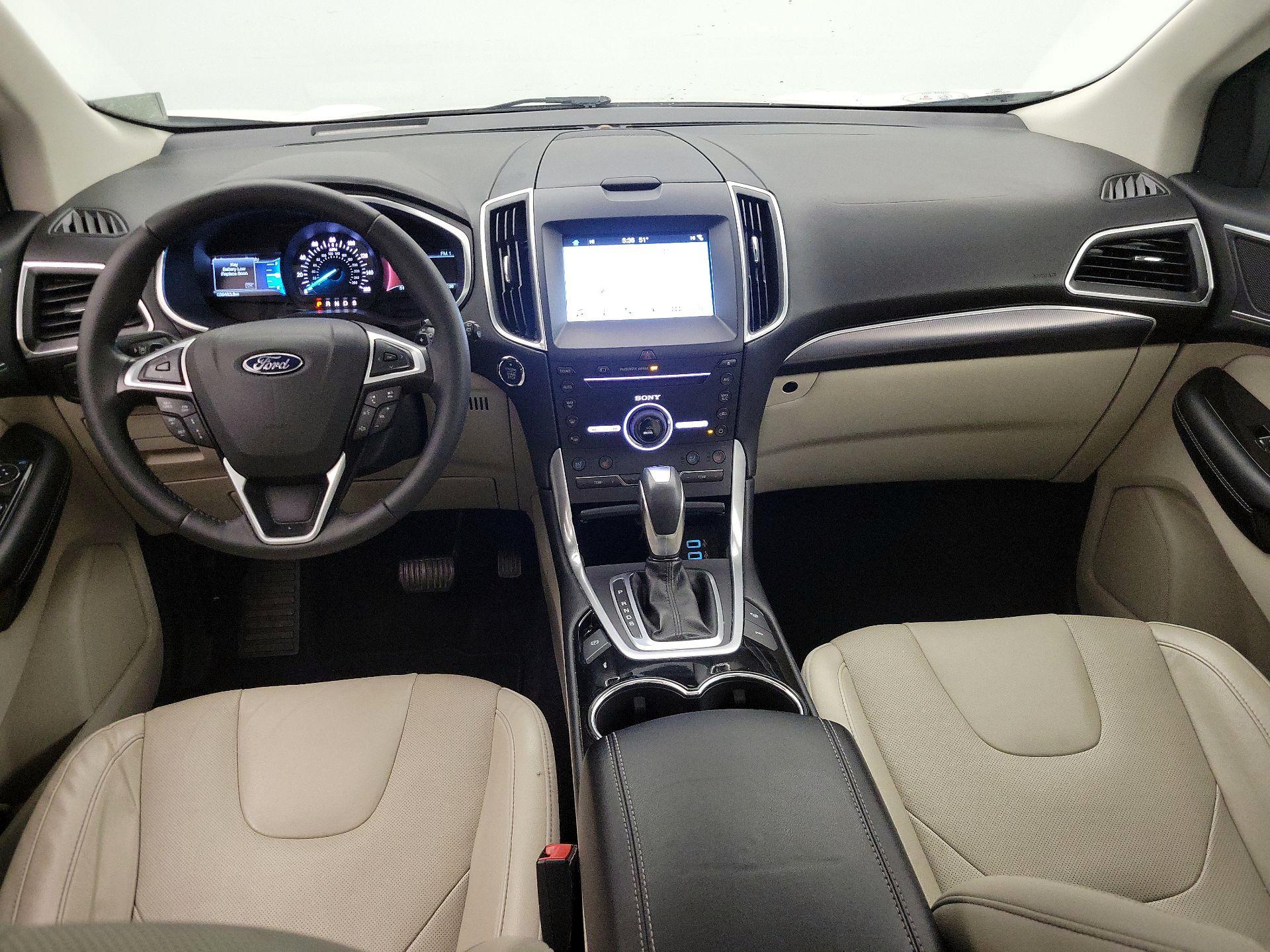 Thumbnail: 2016 Ford Edge - 9