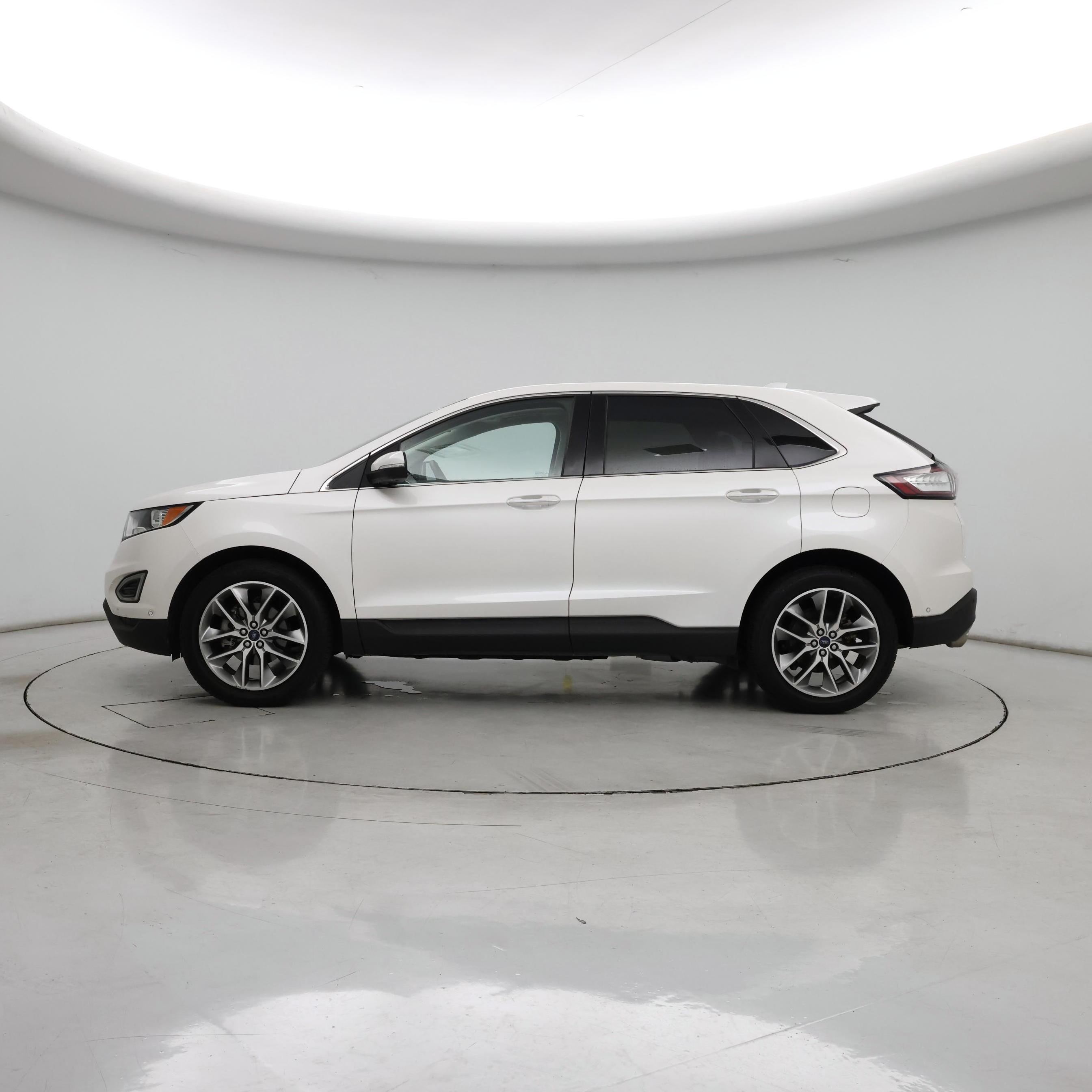 Thumbnail: 2016 Ford Edge - 3