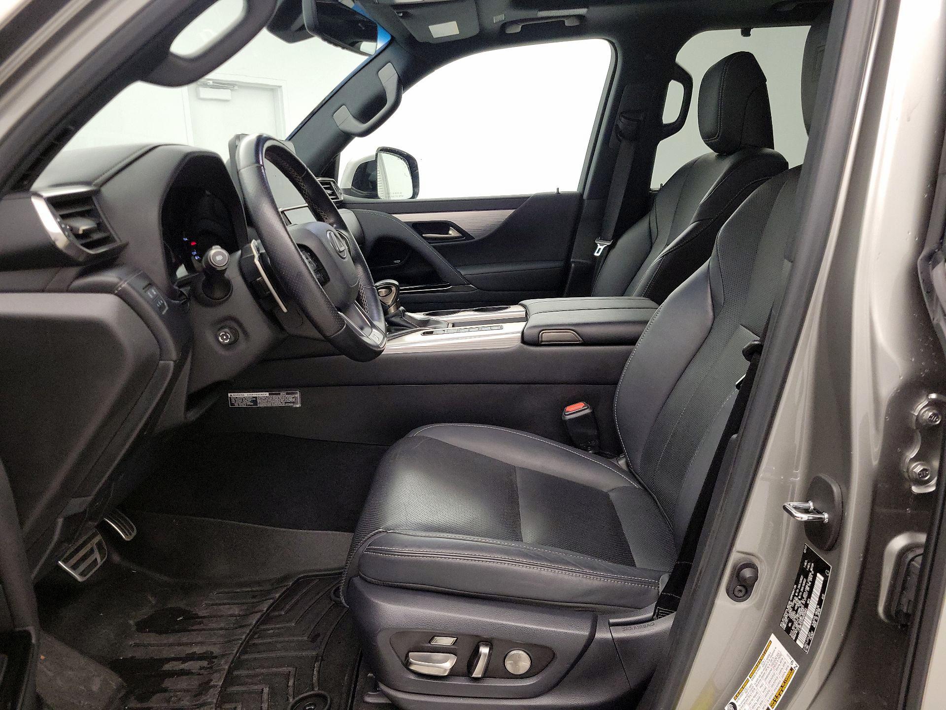 Thumbnail: 2022 Lexus LX - 11