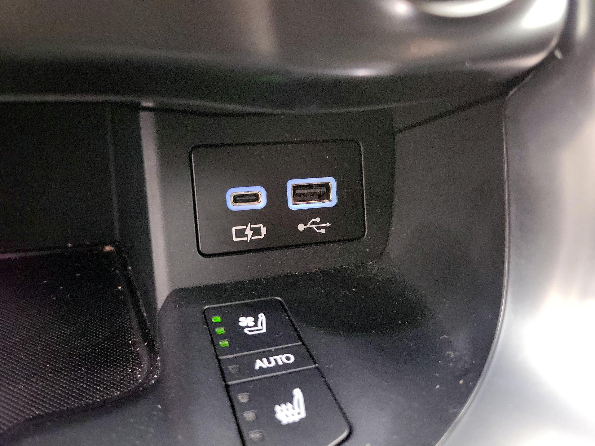 Thumbnail: 2022 Lexus LX - 18