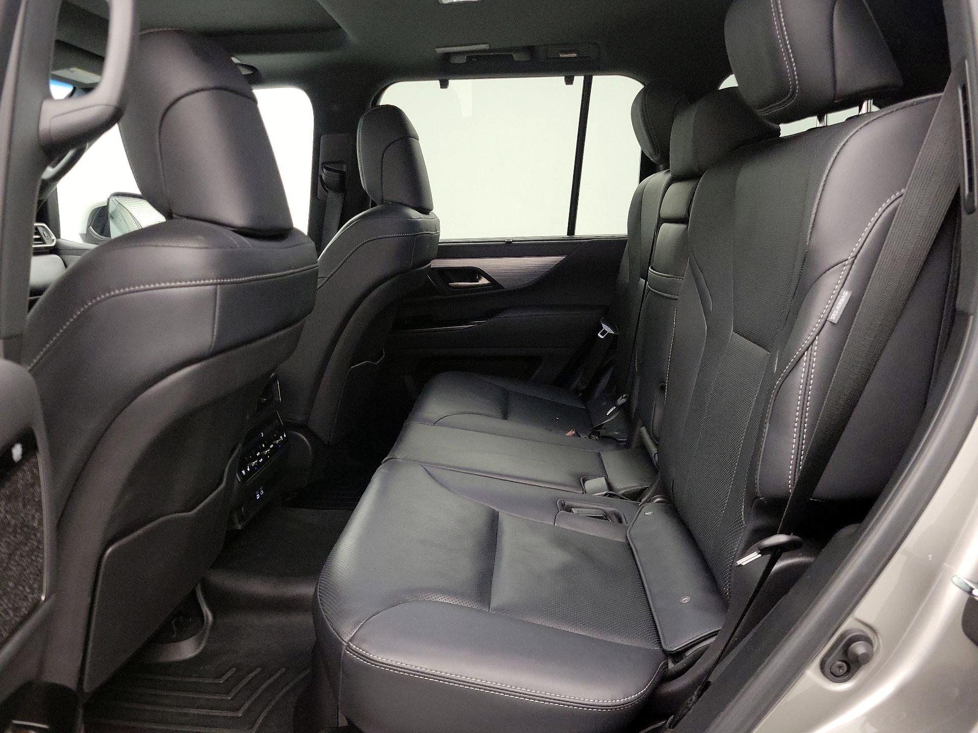 Thumbnail: 2022 Lexus LX - 20