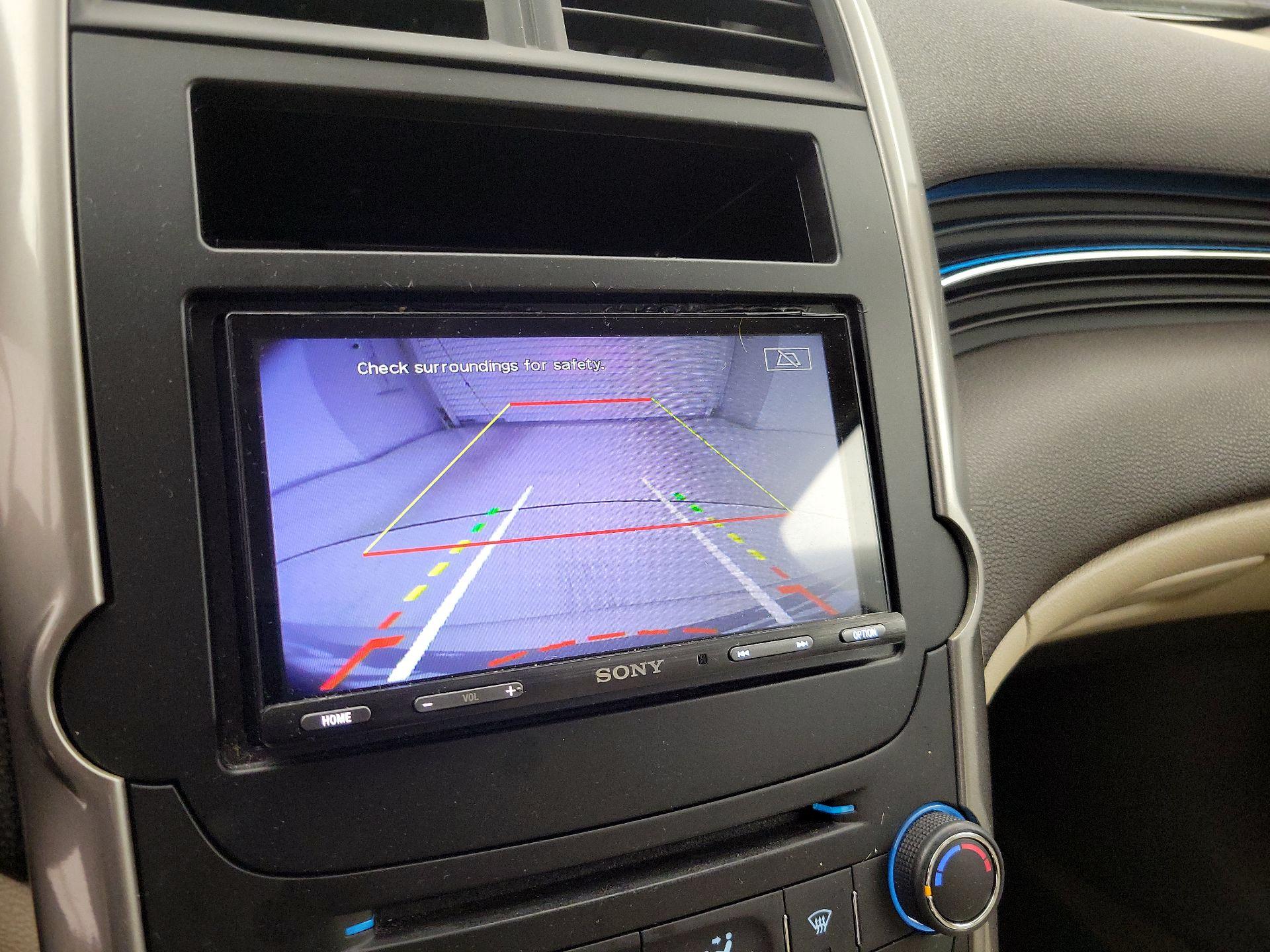 Thumbnail: 2016 Chevrolet Malibu - 14