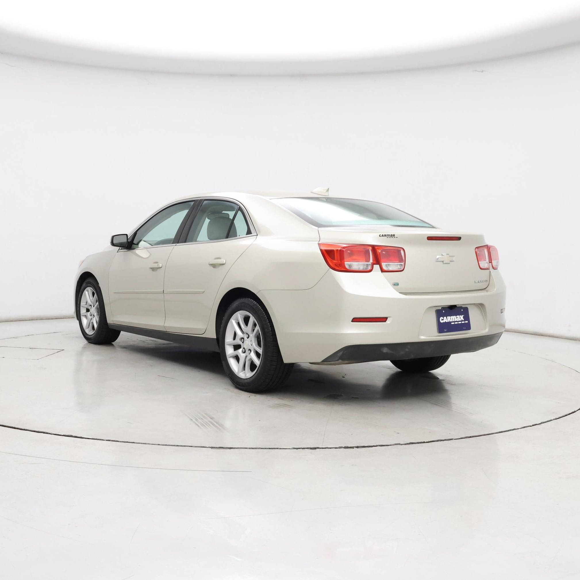 Thumbnail: 2016 Chevrolet Malibu - 2