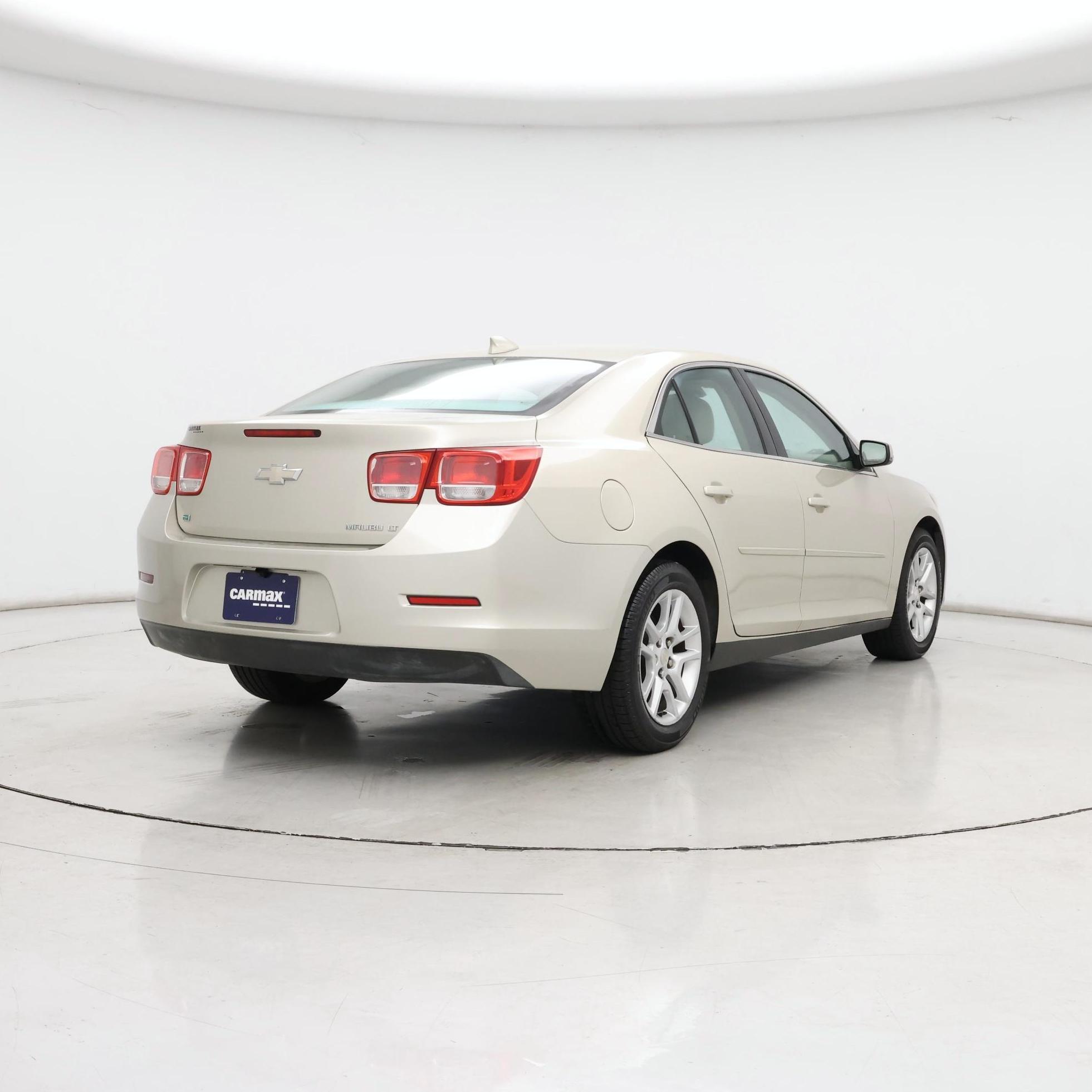 Thumbnail: 2016 Chevrolet Malibu - 8