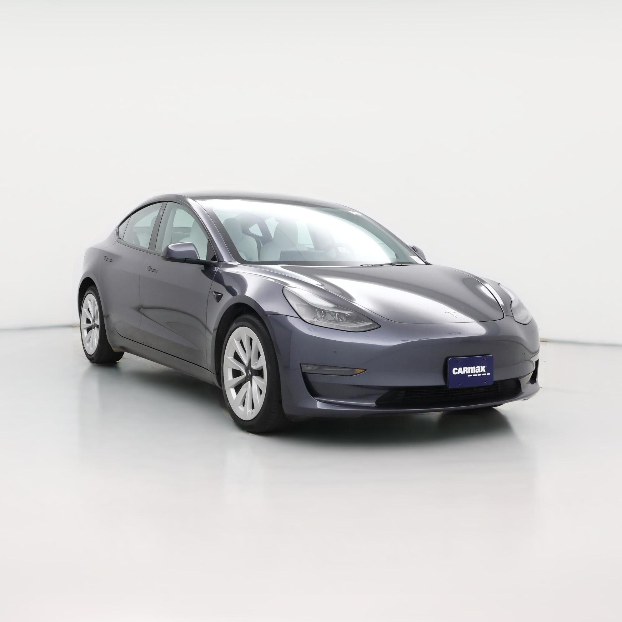 Thumbnail: 2023 Tesla Model 3 - 1