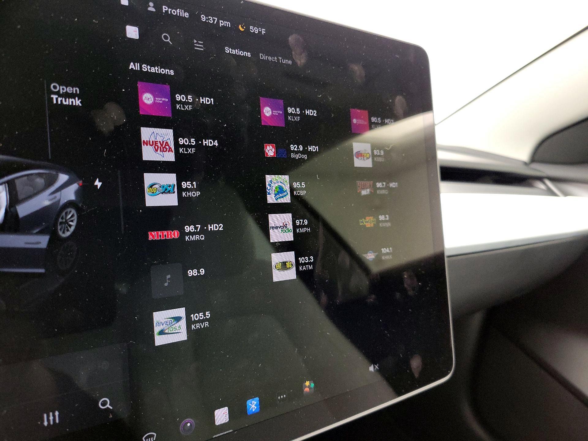 Thumbnail: 2023 Tesla Model 3 - 16