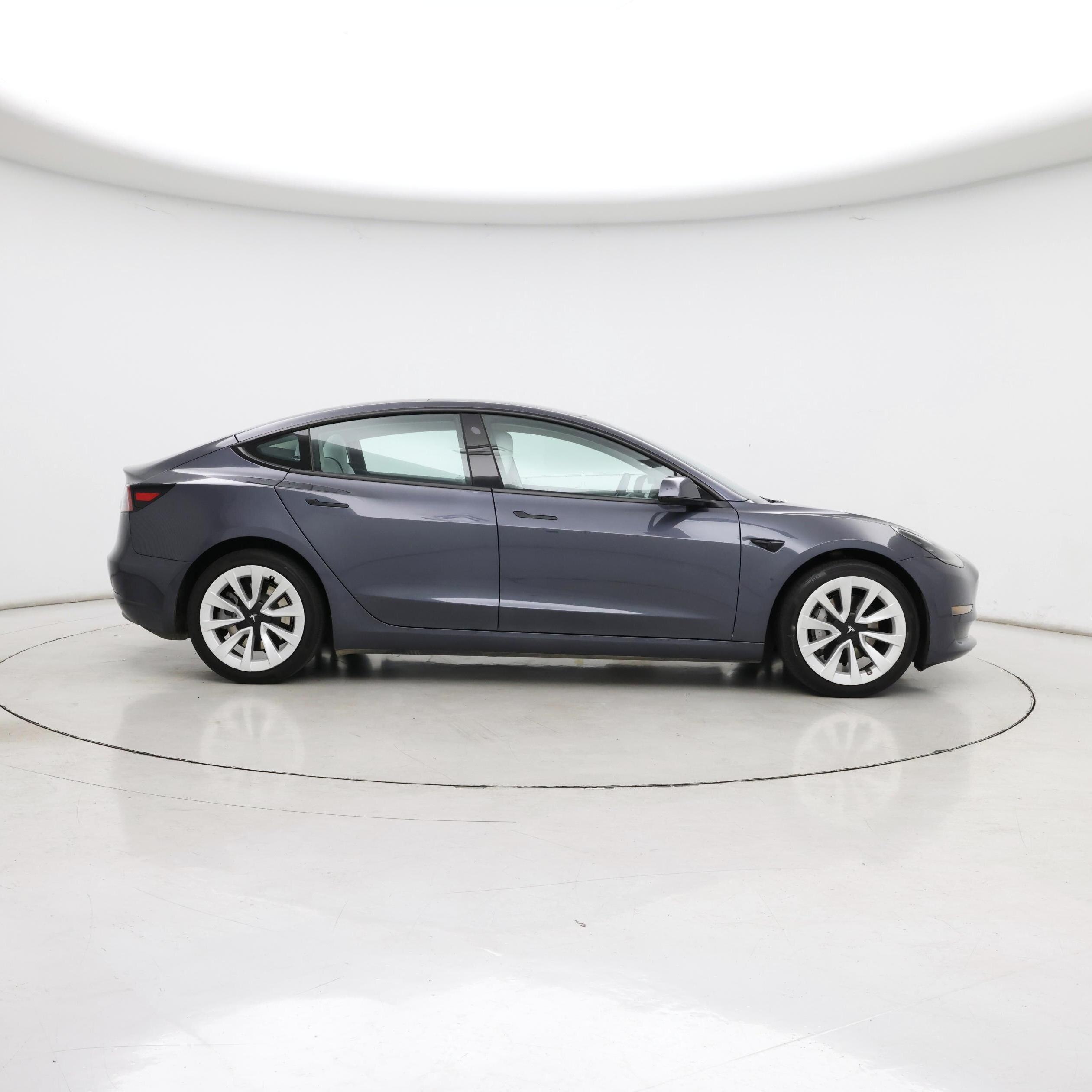 Thumbnail: 2023 Tesla Model 3 - 7