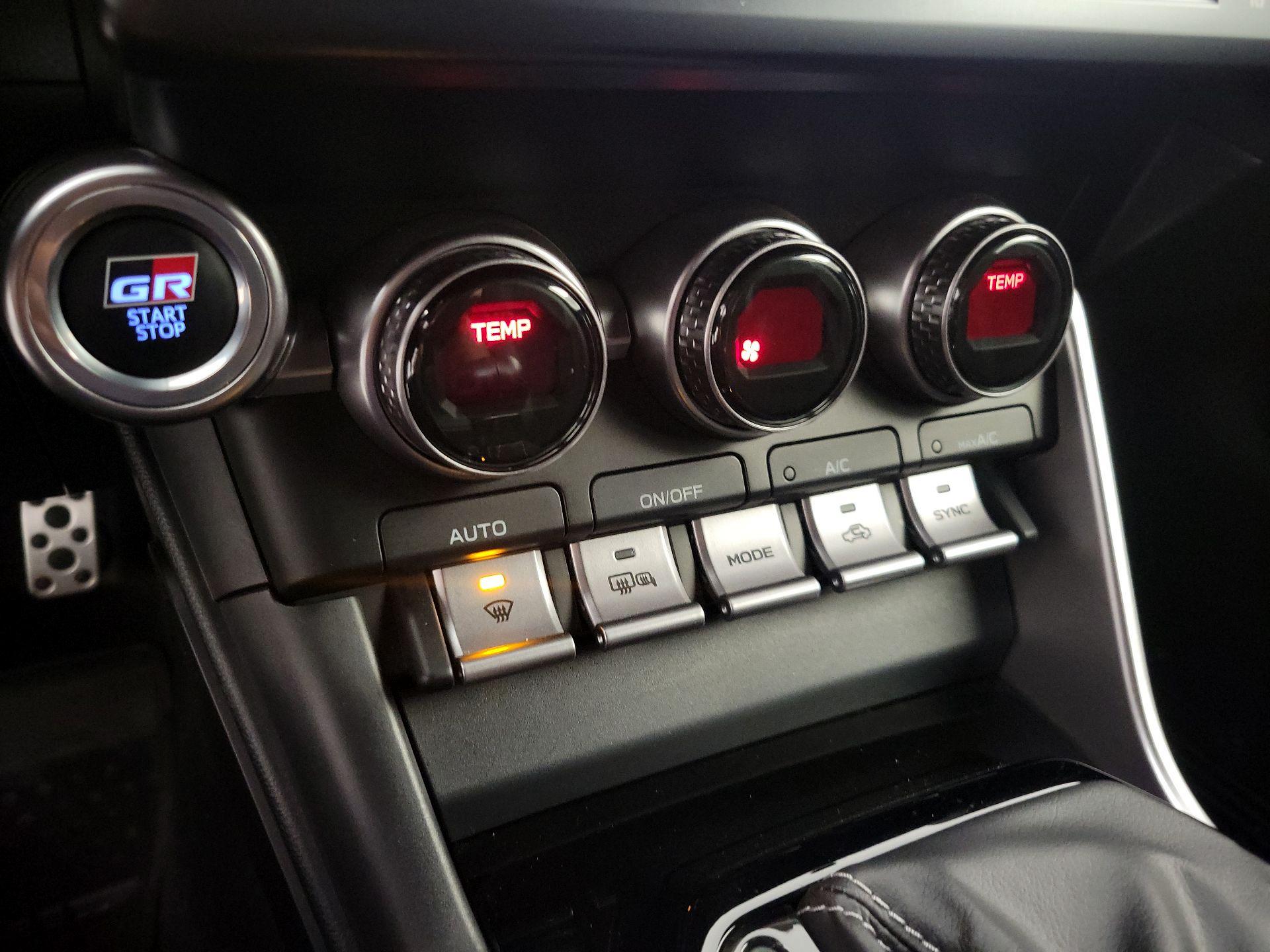 Thumbnail: 2022 Toyota GR86 - 16