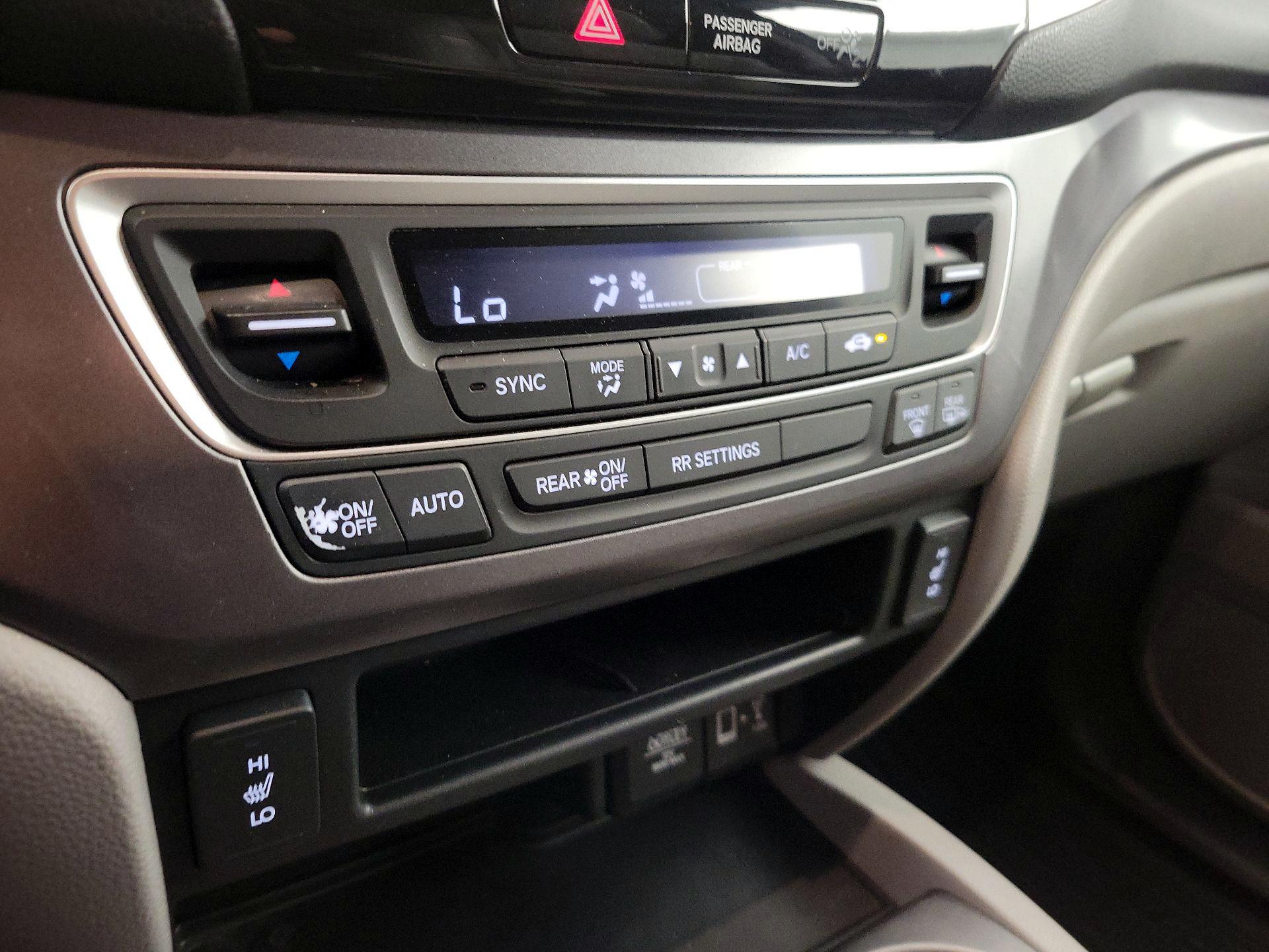 Thumbnail: 2019 Honda Ridgeline - 16