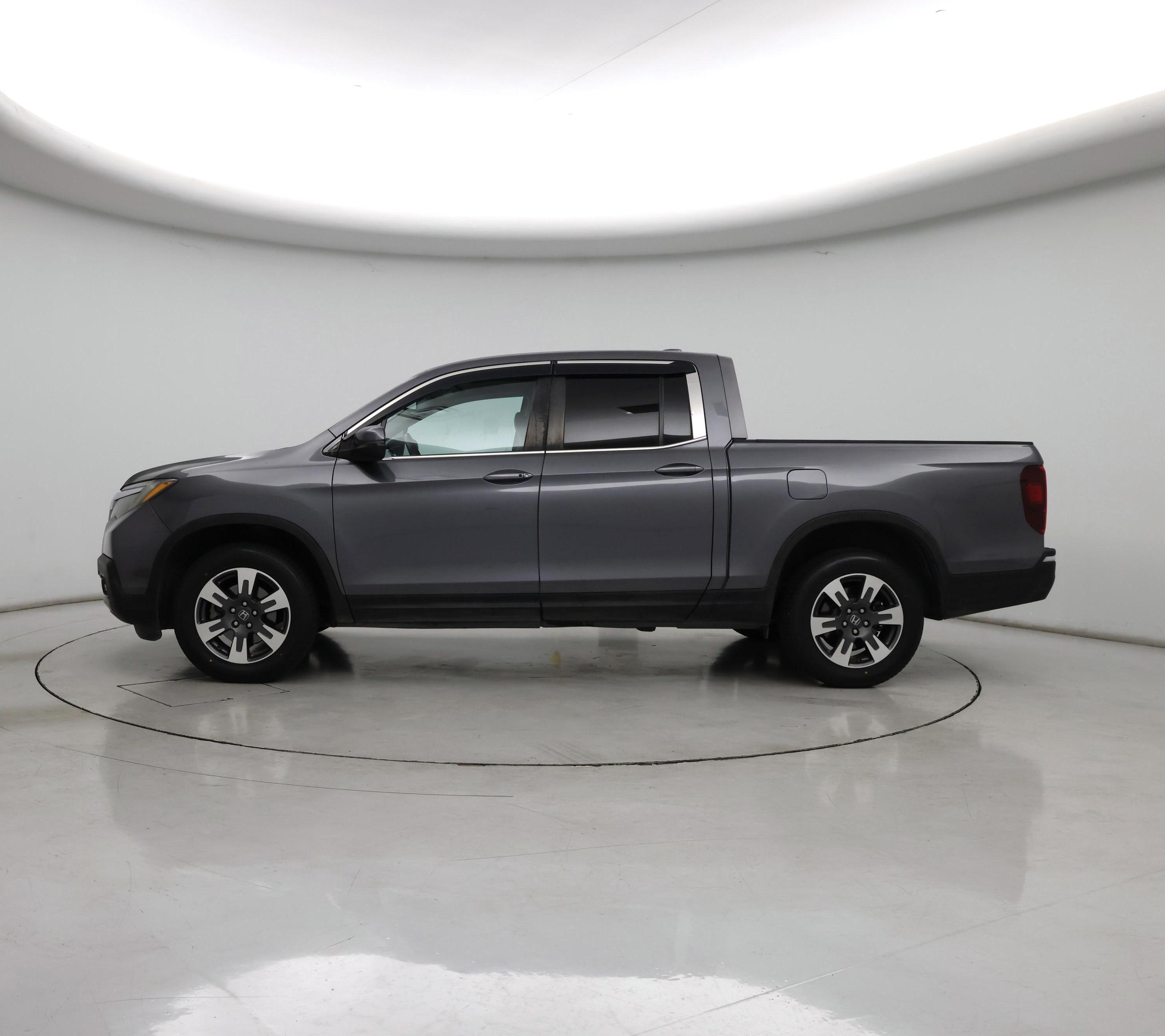 Thumbnail: 2019 Honda Ridgeline - 3
