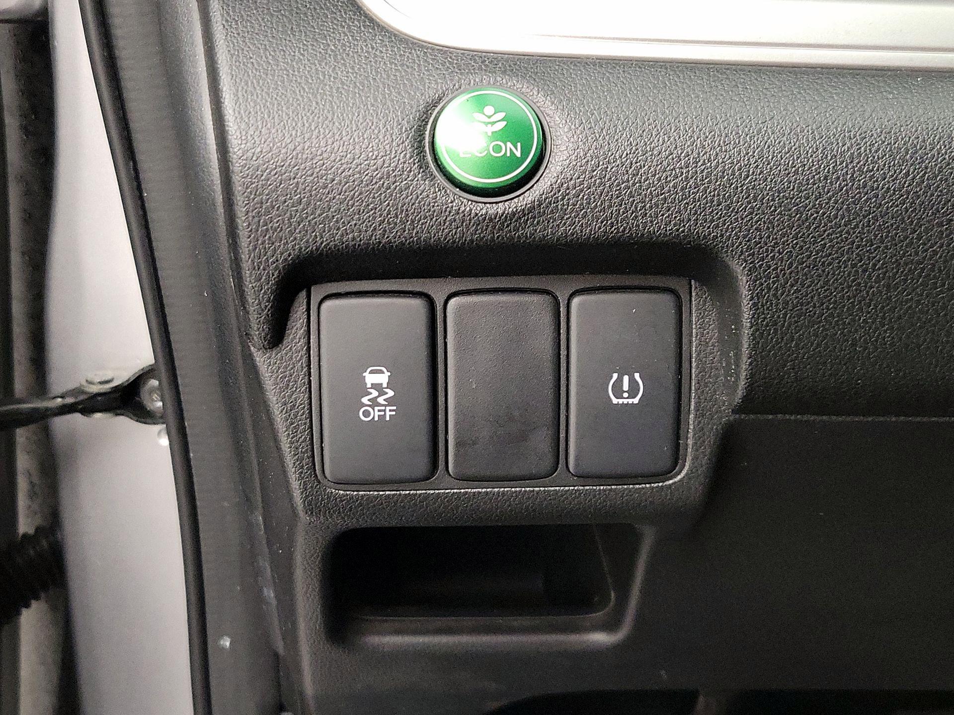 Thumbnail: 2016 Honda CR-V - 13