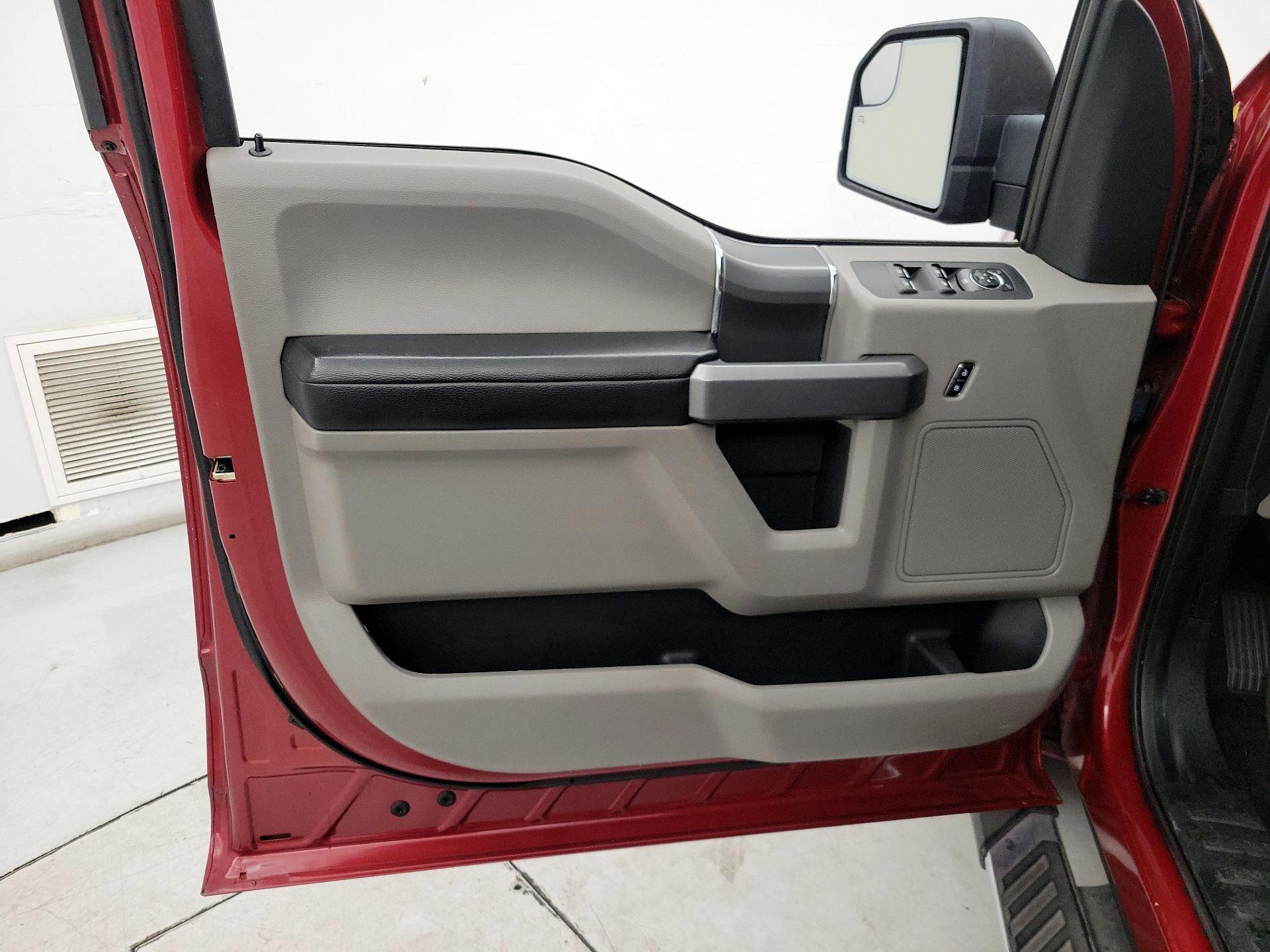 Thumbnail: 2016 Ford F-150 - 12