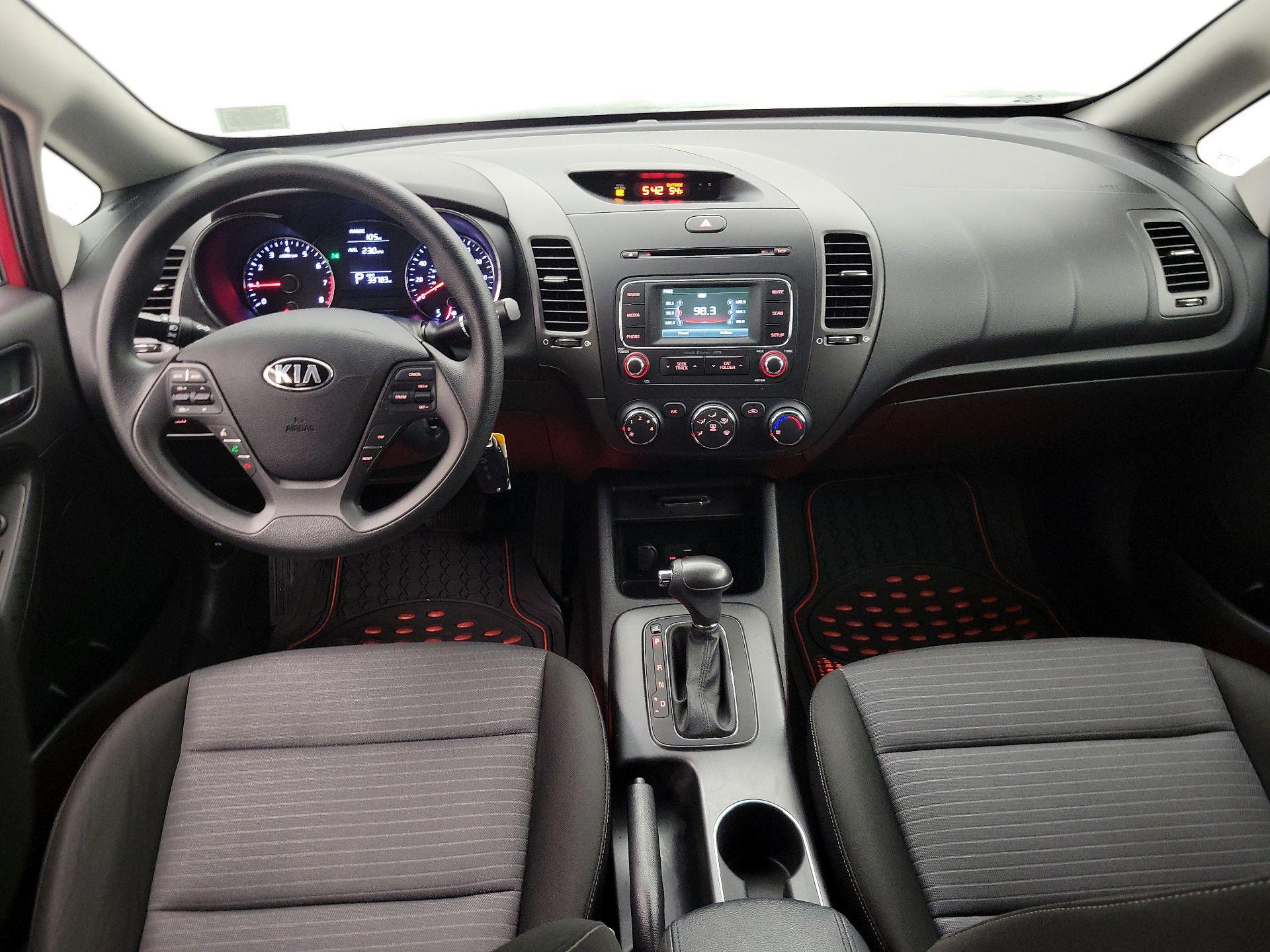 Thumbnail: 2016 Kia Forte - 9