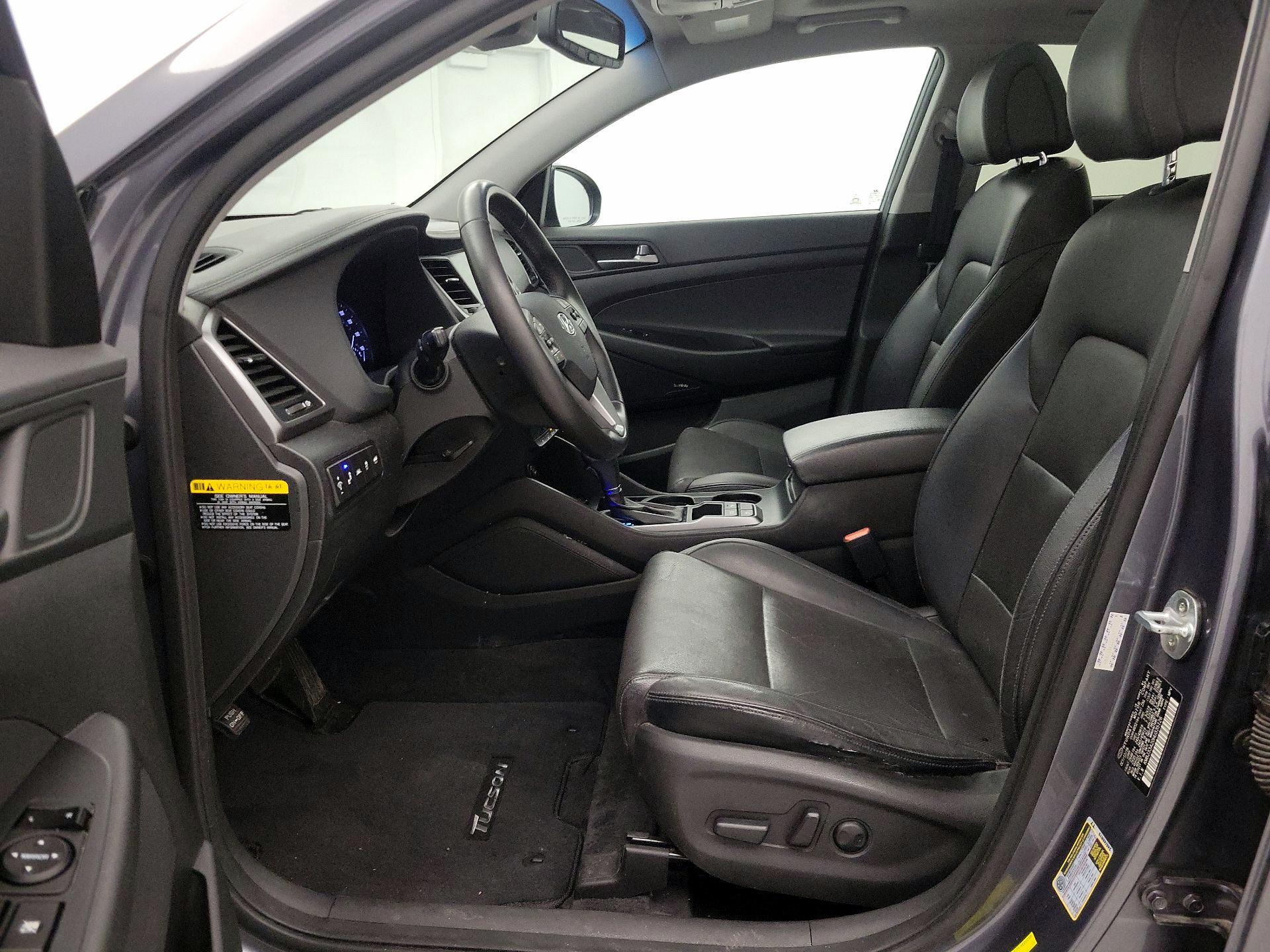 Thumbnail: 2017 Hyundai Tucson - 11