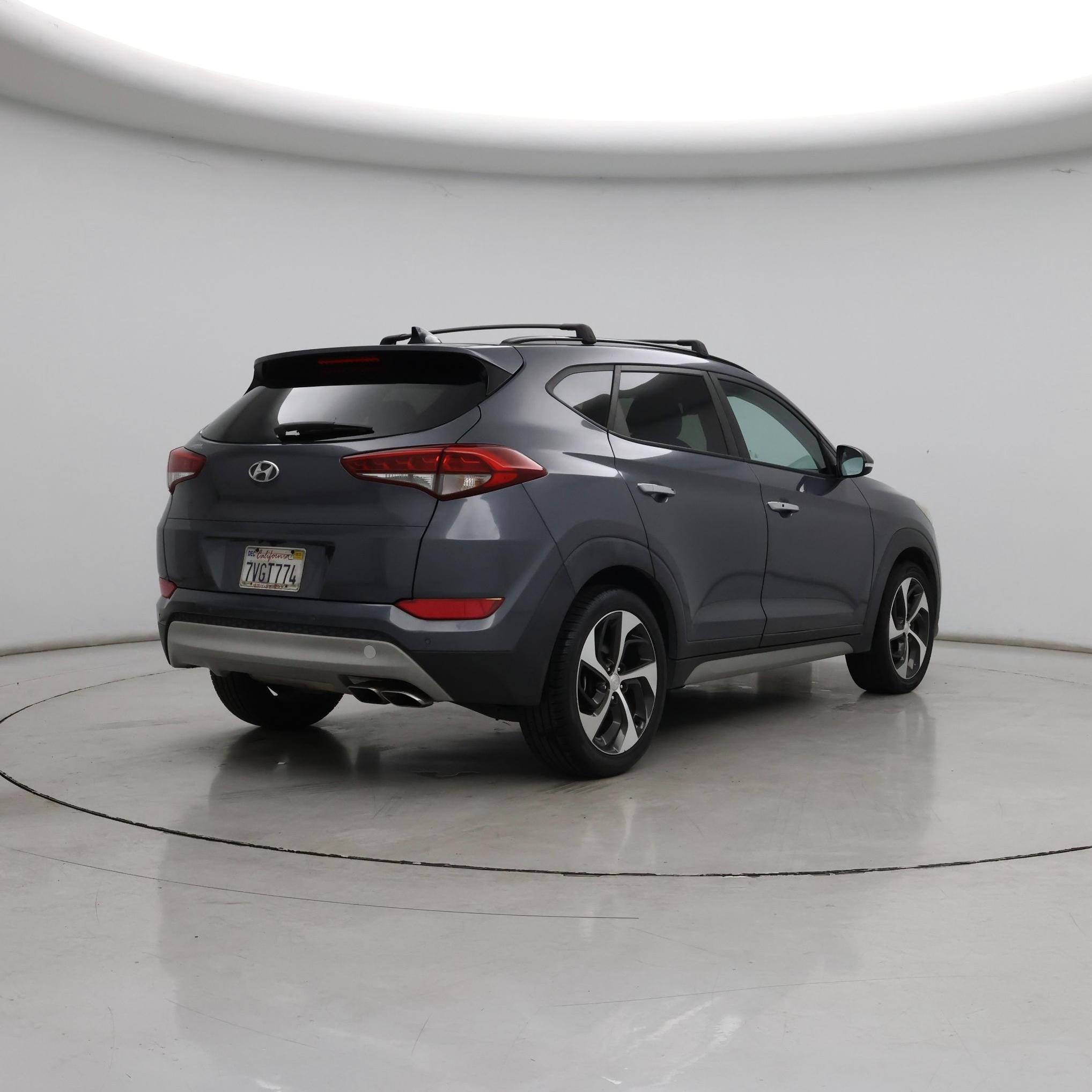 Thumbnail: 2017 Hyundai Tucson - 8