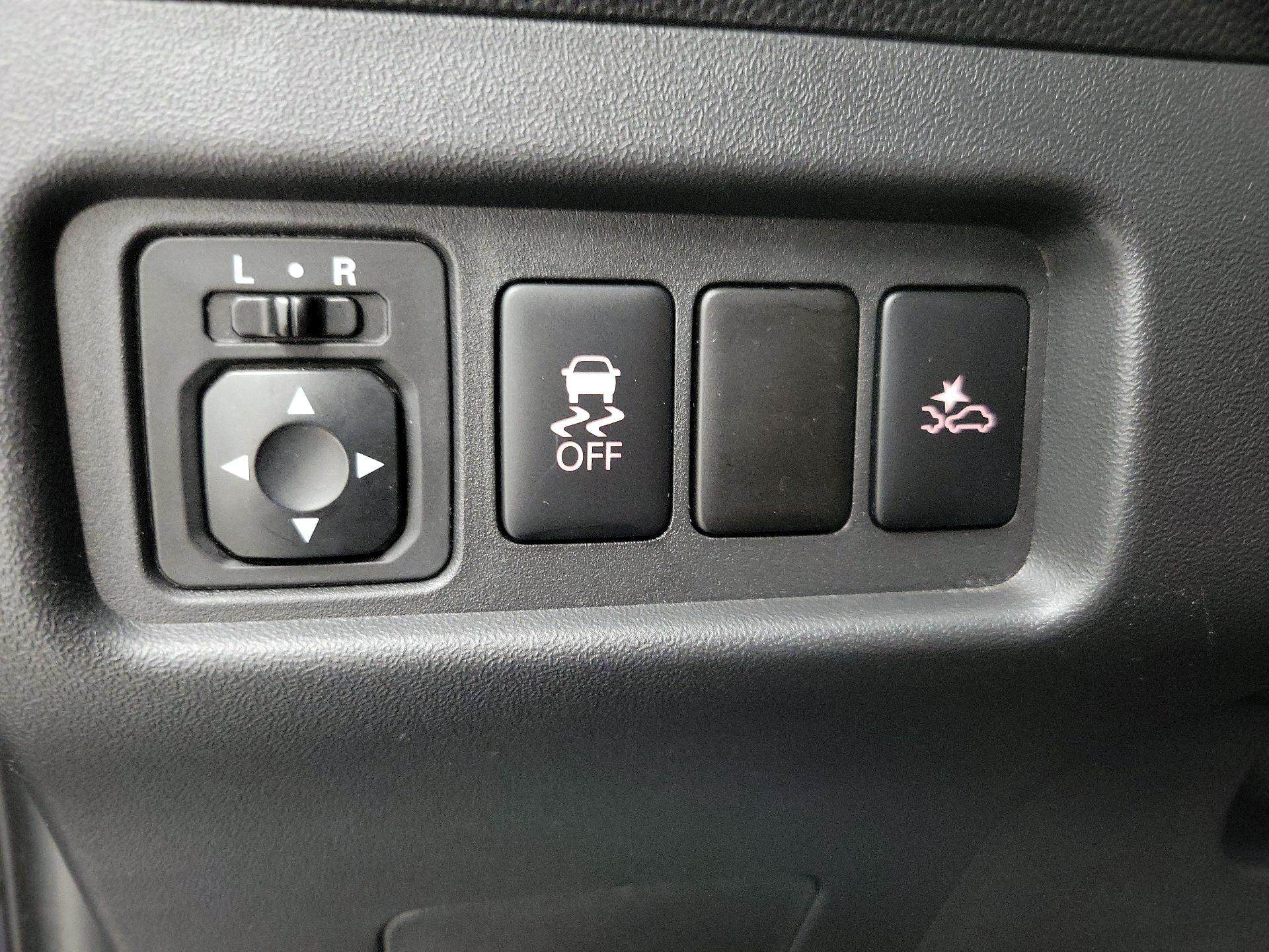 Thumbnail: 2022 Mitsubishi Mirage - 13