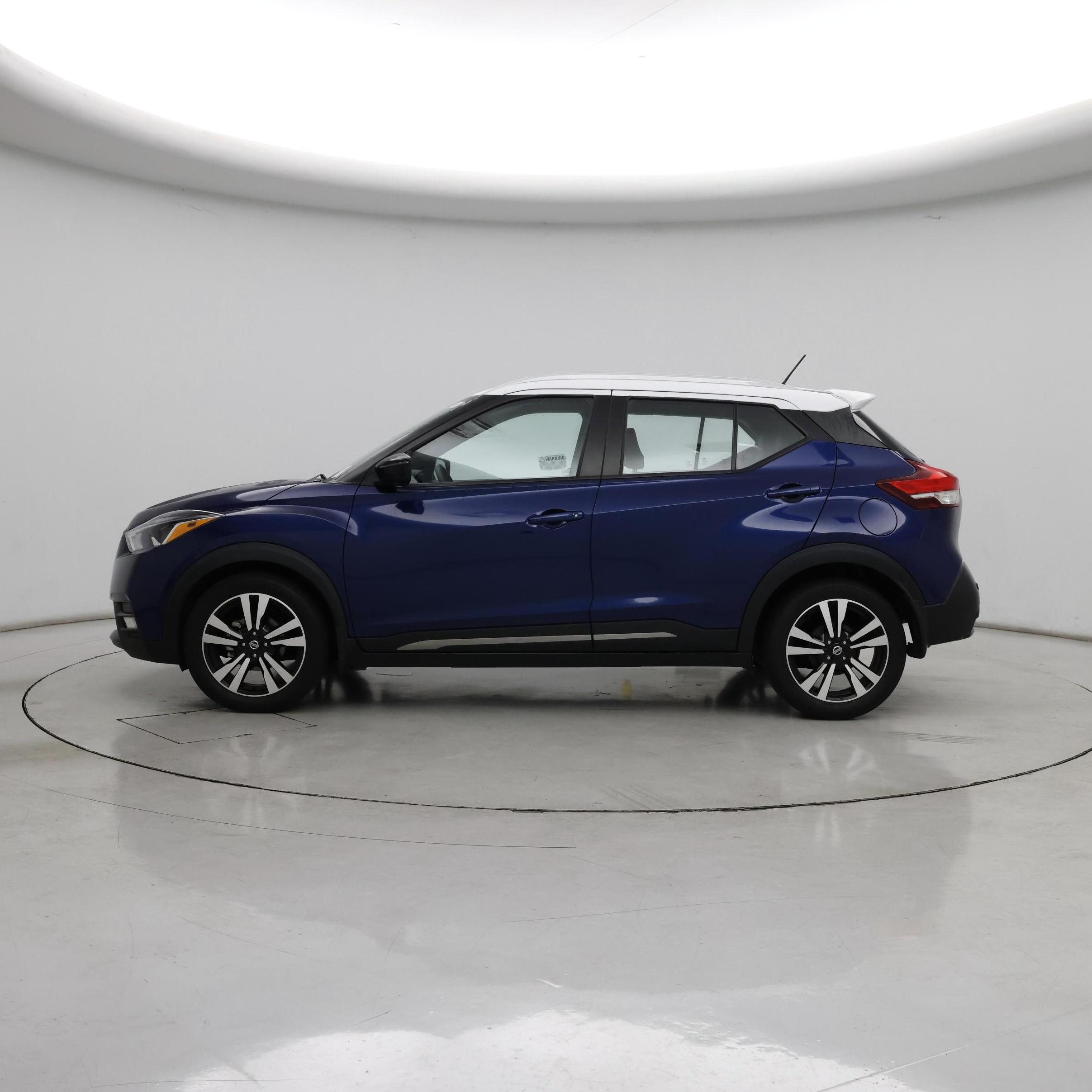 Thumbnail: 2020 Nissan Kicks - 3
