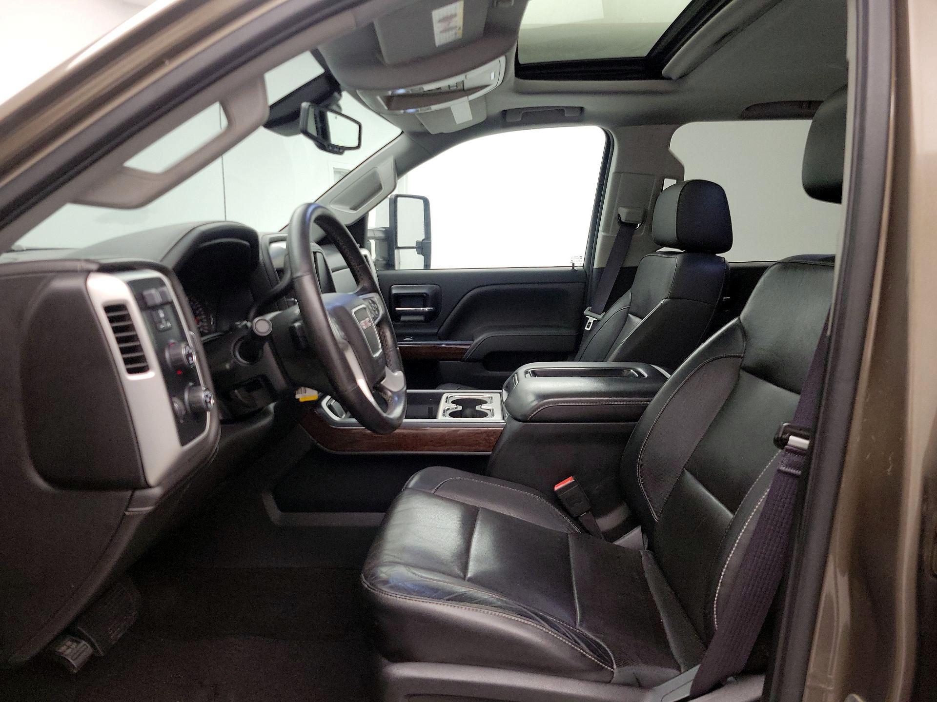 Thumbnail: 2015 GMC Sierra 2500 - 11