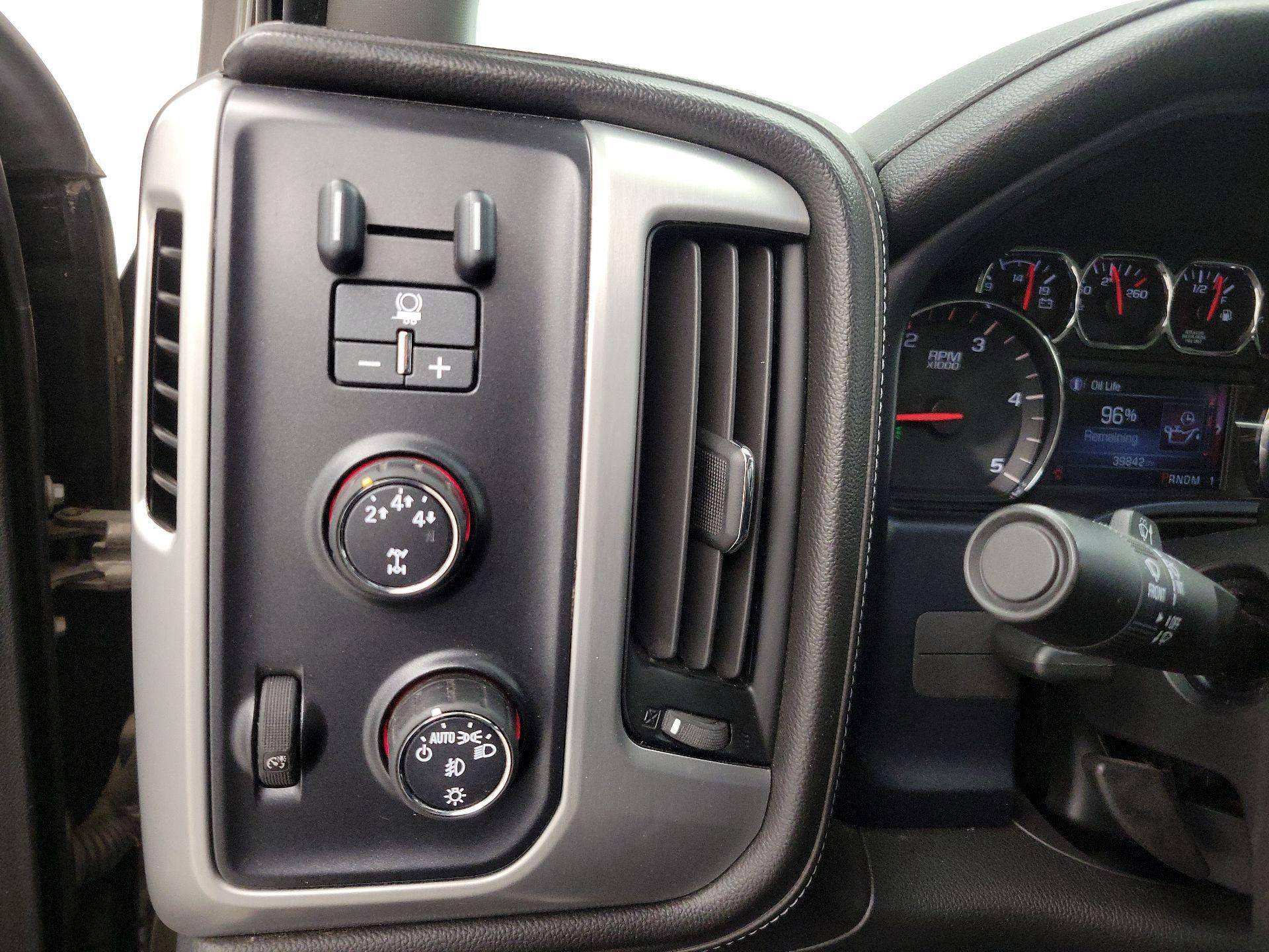 Thumbnail: 2015 GMC Sierra 2500 - 13