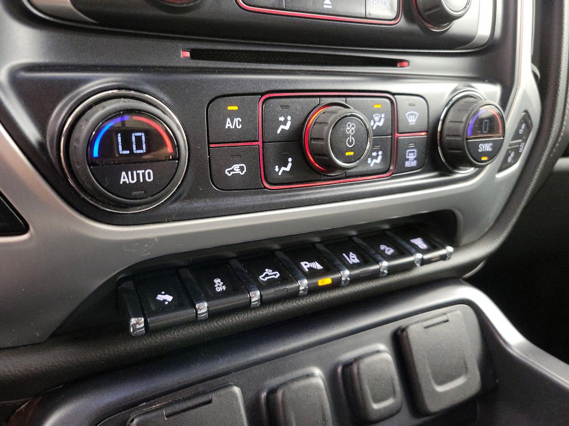 Thumbnail: 2015 GMC Sierra 2500 - 16