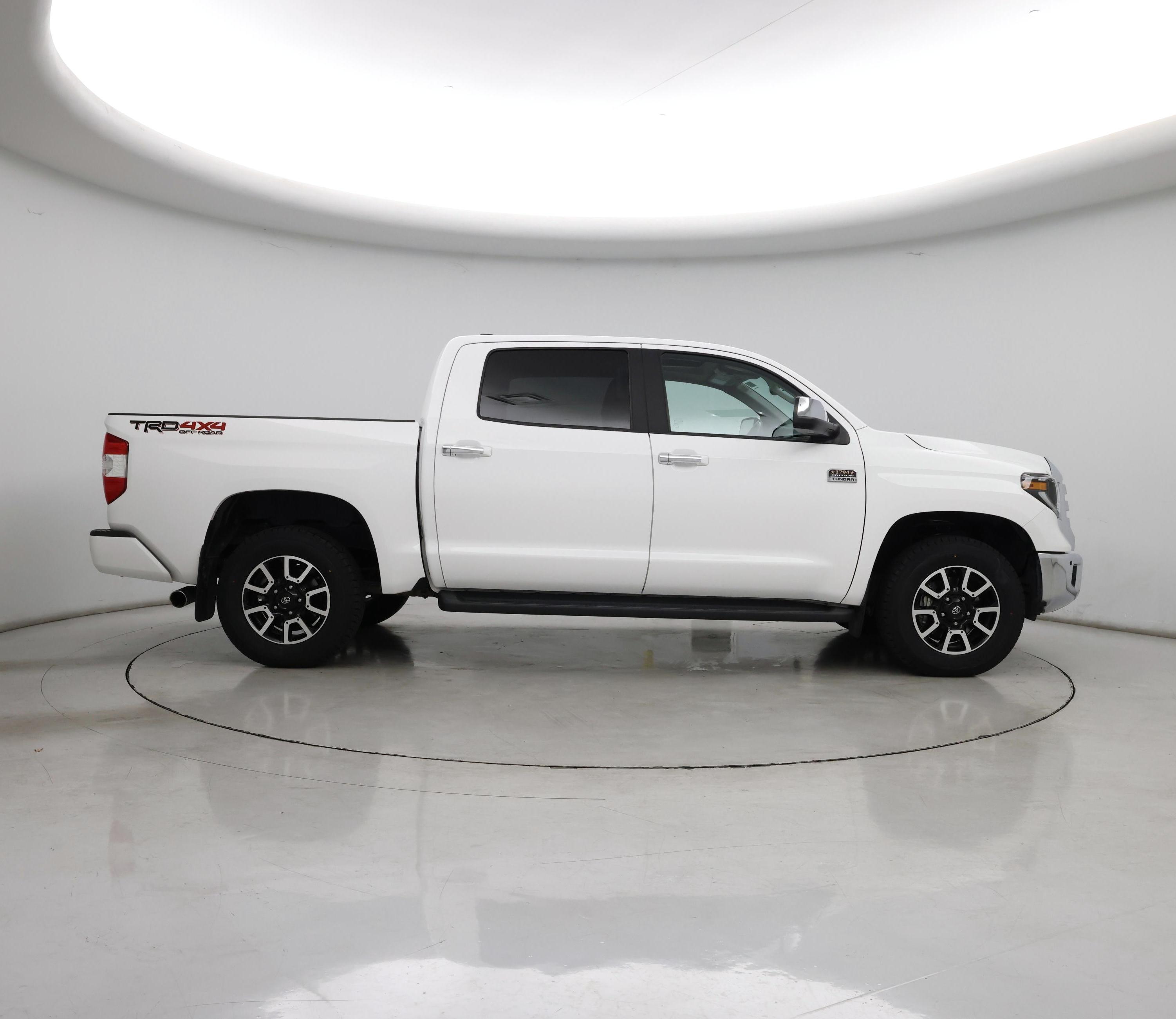 Thumbnail: 2021 Toyota Tundra - 7