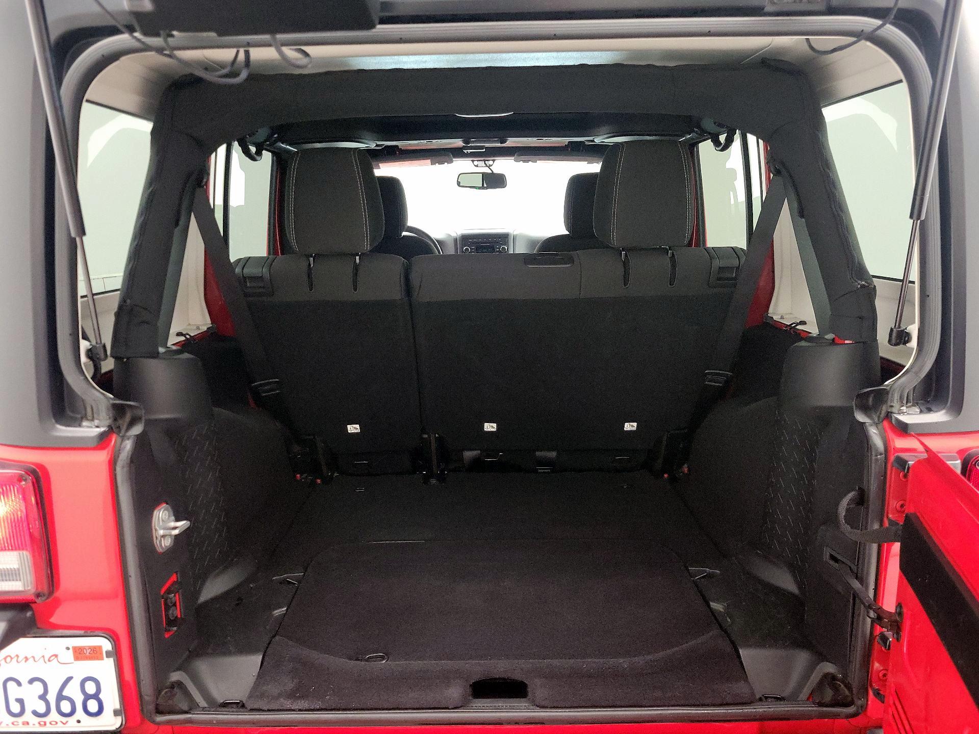 Thumbnail: 2018 Jeep Wrangler - 18