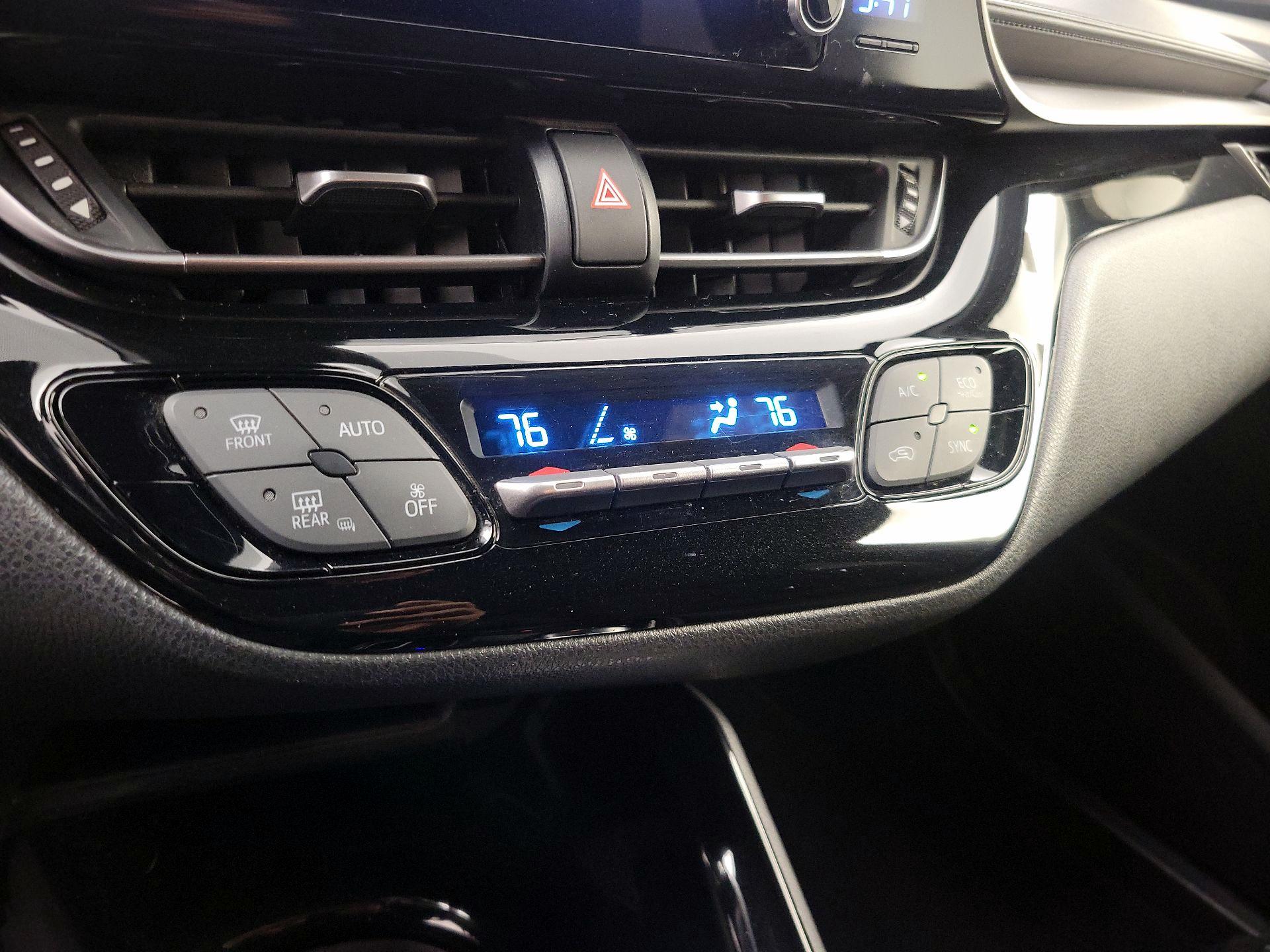 Thumbnail: 2019 Toyota C-HR - 16