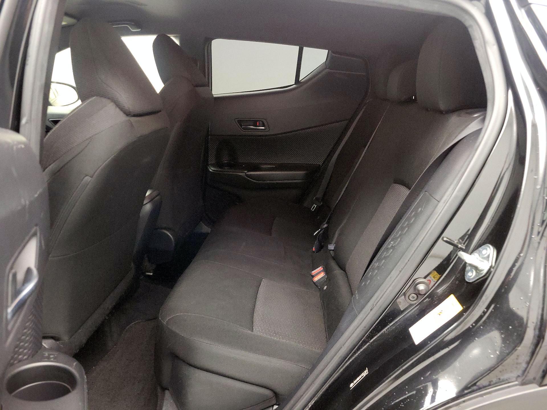 Thumbnail: 2019 Toyota C-HR - 19