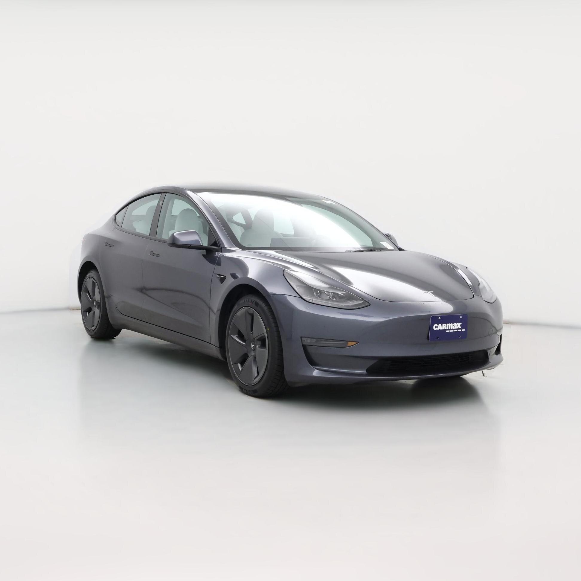 Thumbnail: 2023 Tesla Model 3 - 1