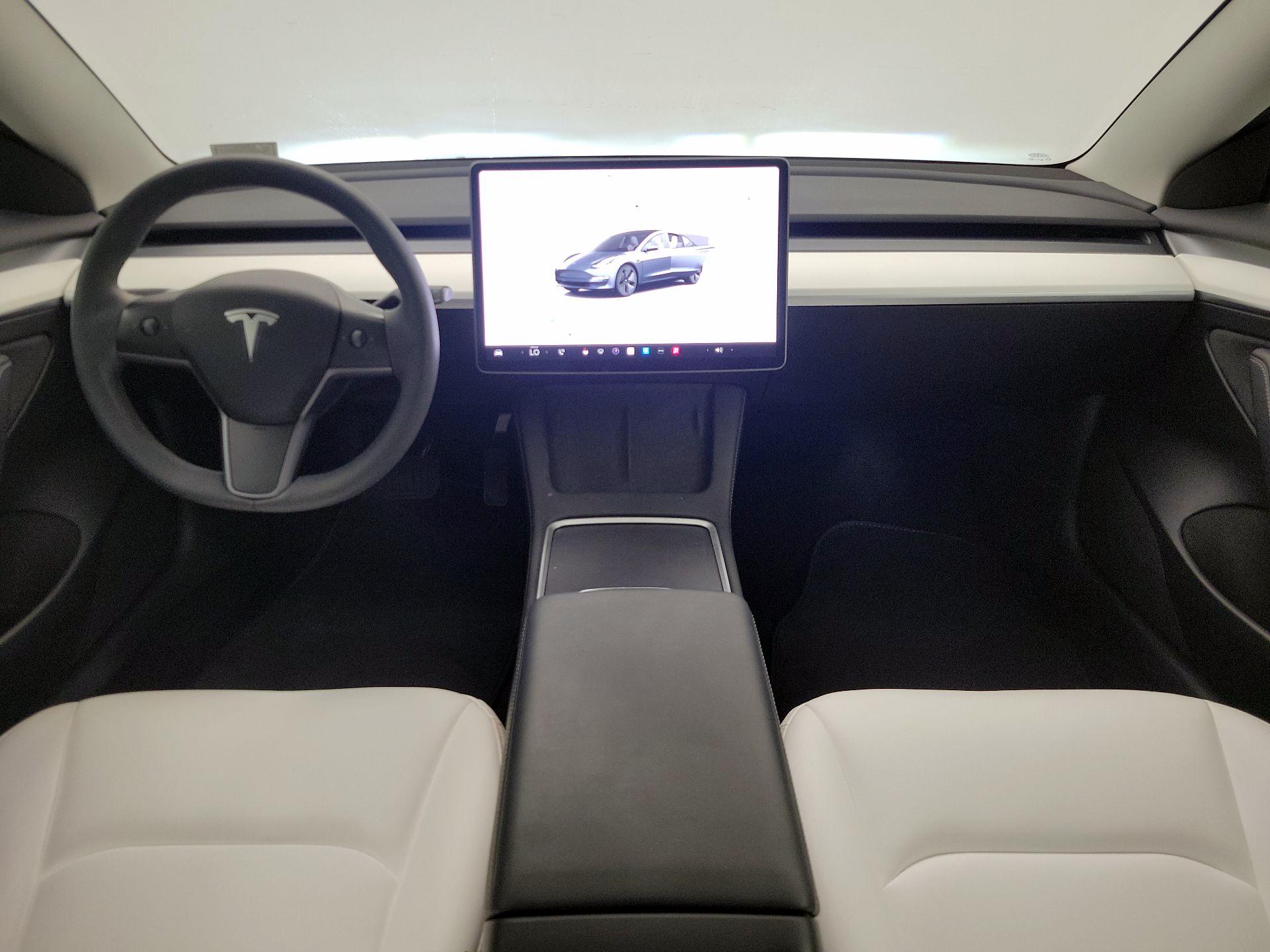 Thumbnail: 2023 Tesla Model 3 - 9
