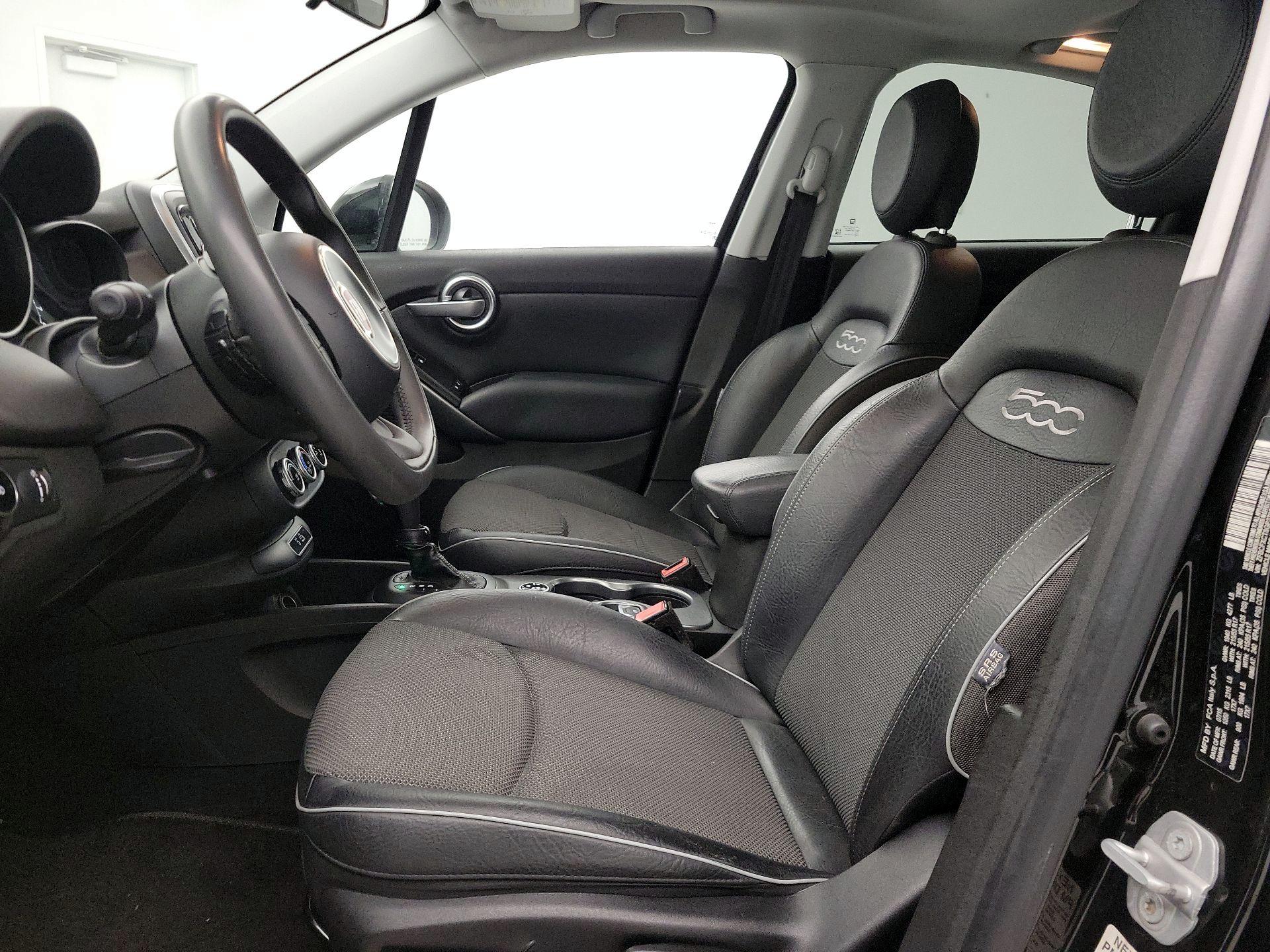 Thumbnail: 2016 Fiat 500X - 11