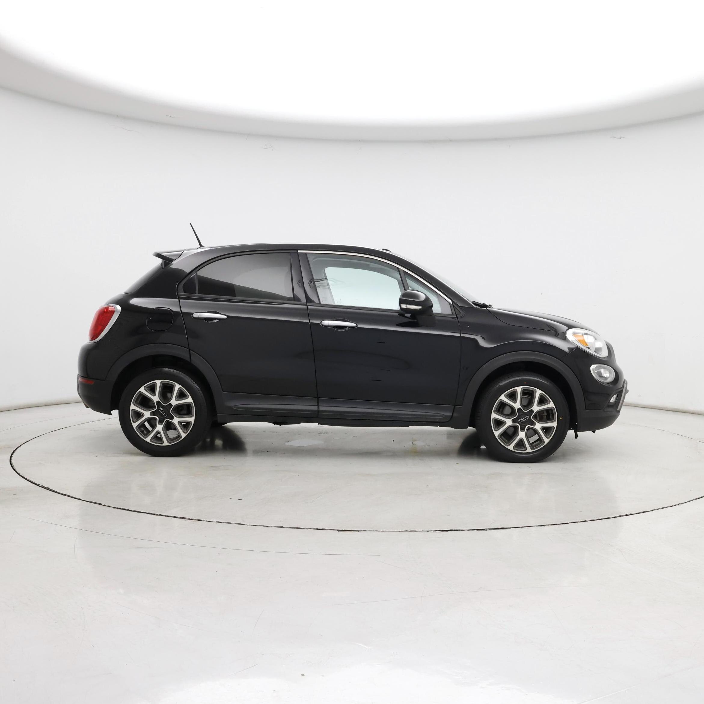 Thumbnail: 2016 Fiat 500X - 7
