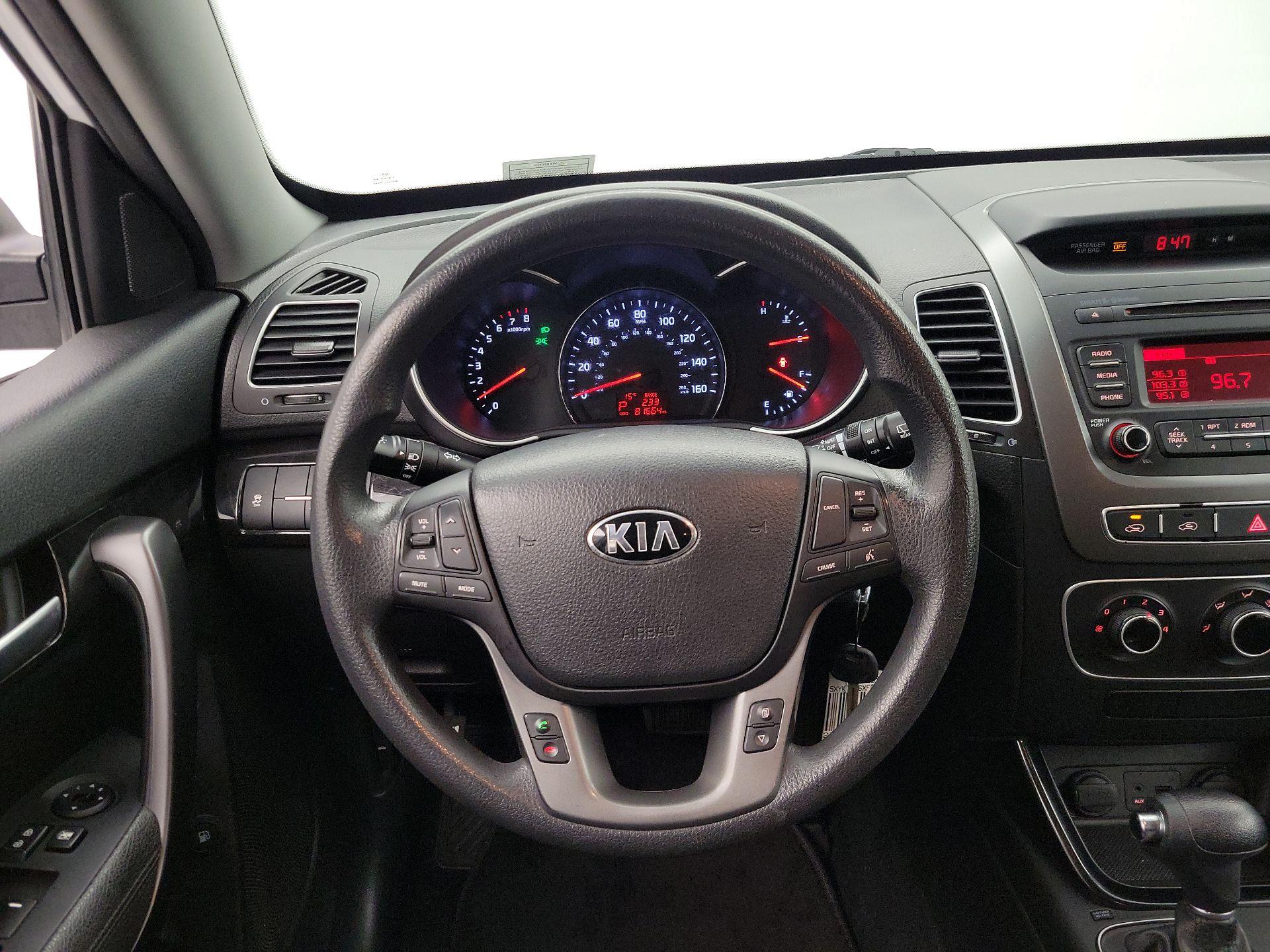 Thumbnail: 2015 Kia Sorento - 10