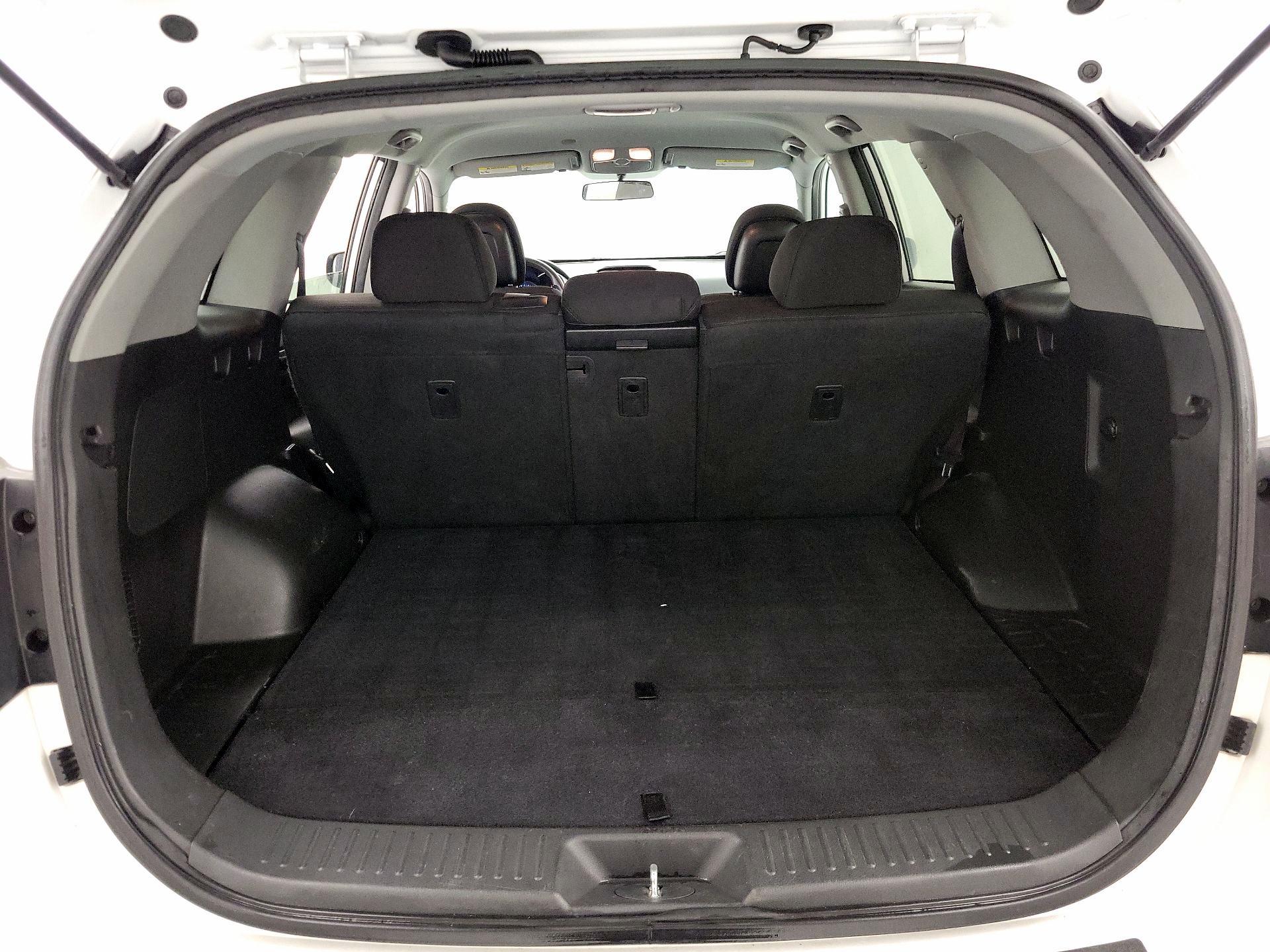 Thumbnail: 2015 Kia Sorento - 19