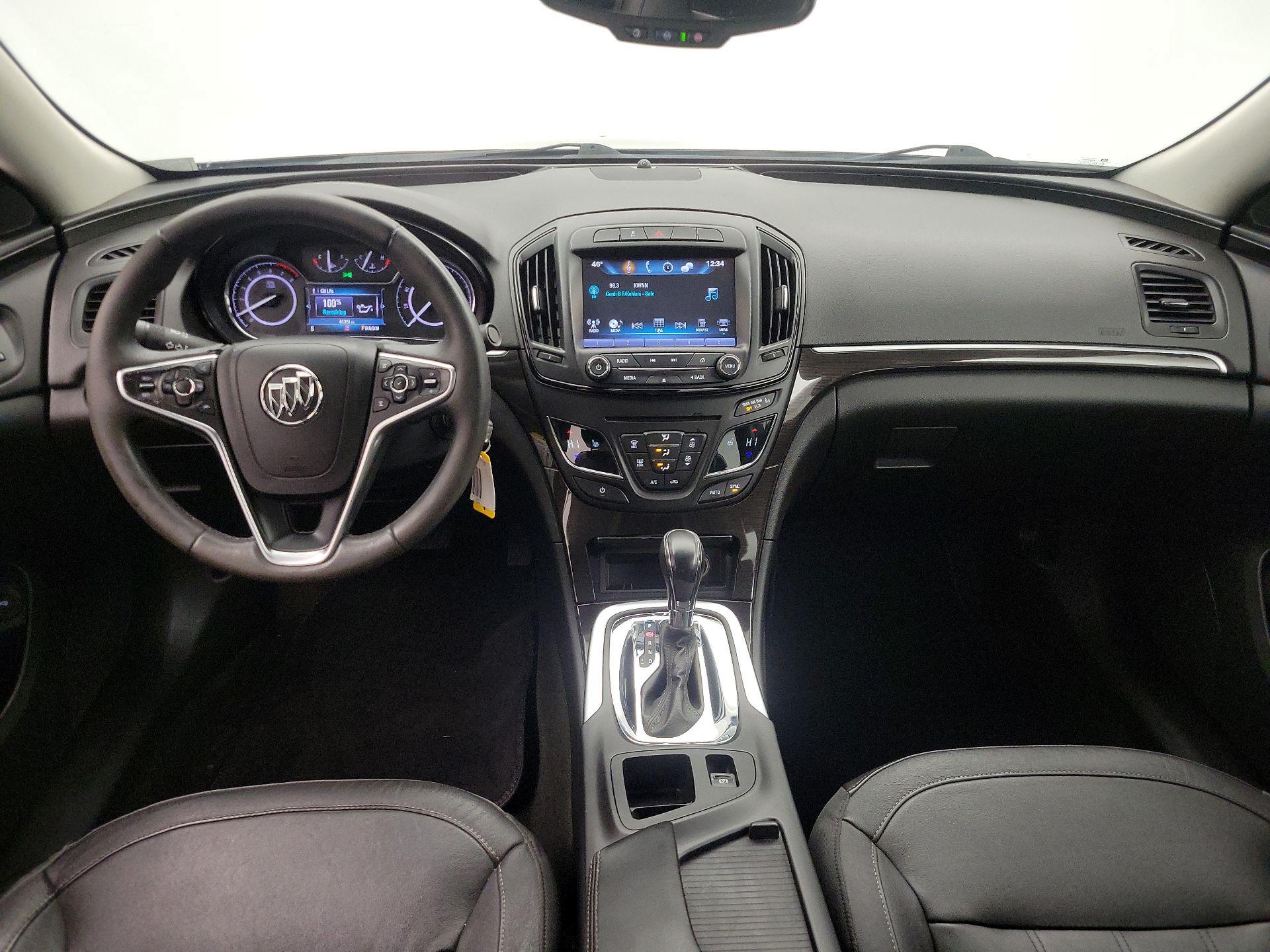 Thumbnail: 2017 Buick Regal - 9