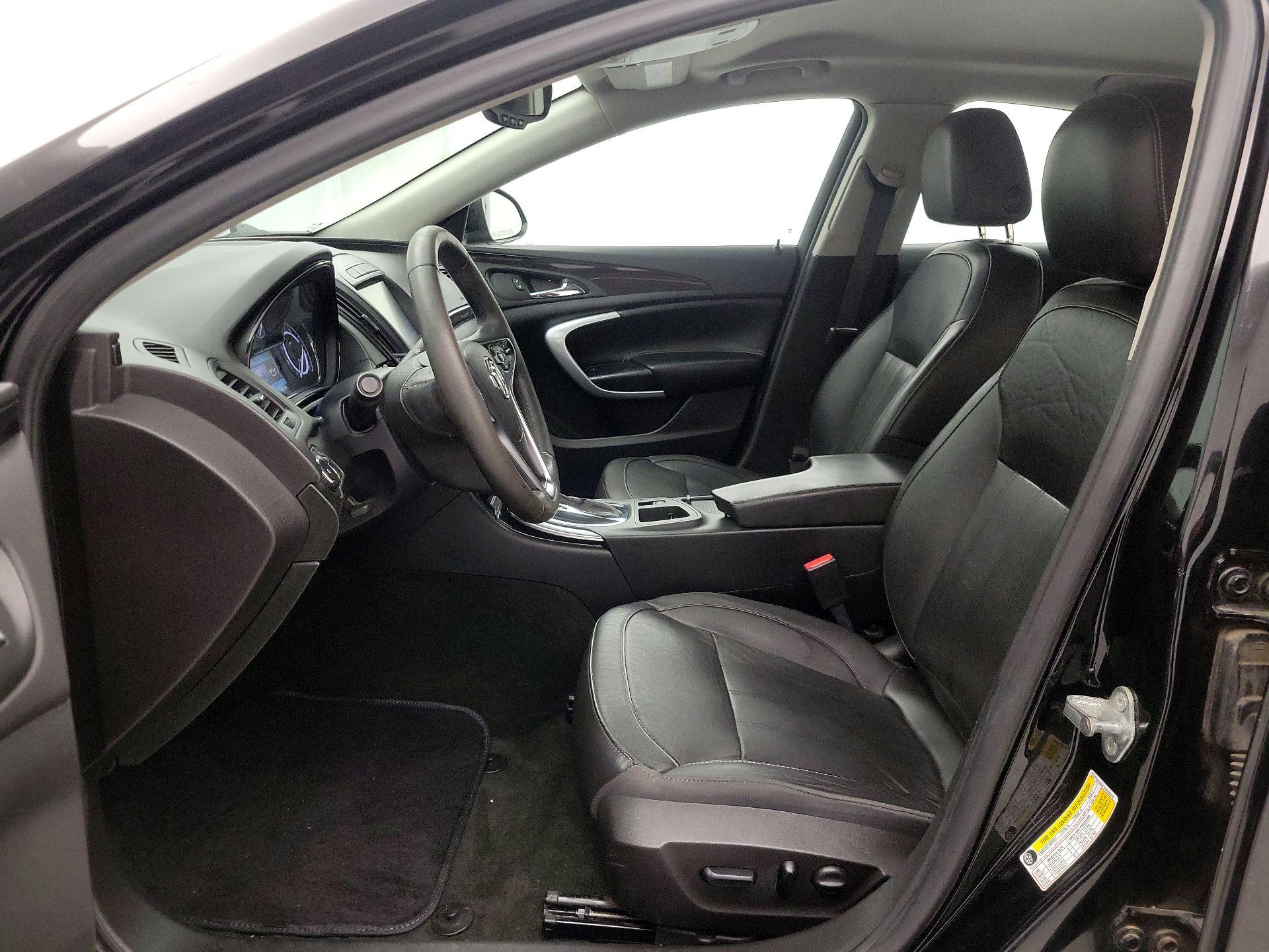 Thumbnail: 2017 Buick Regal - 11