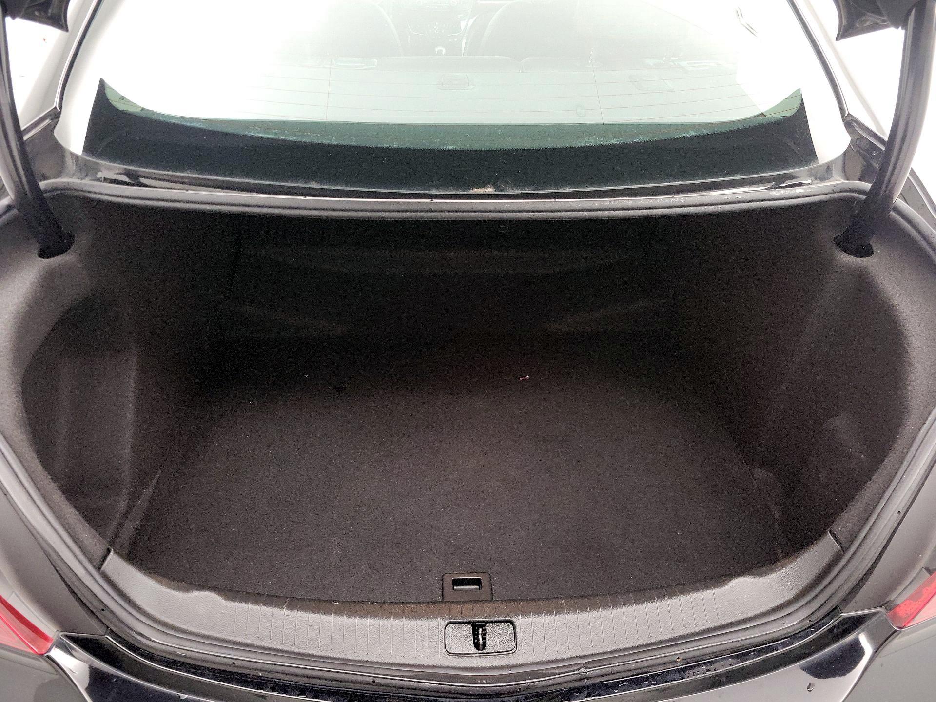 Thumbnail: 2017 Buick Regal - 20