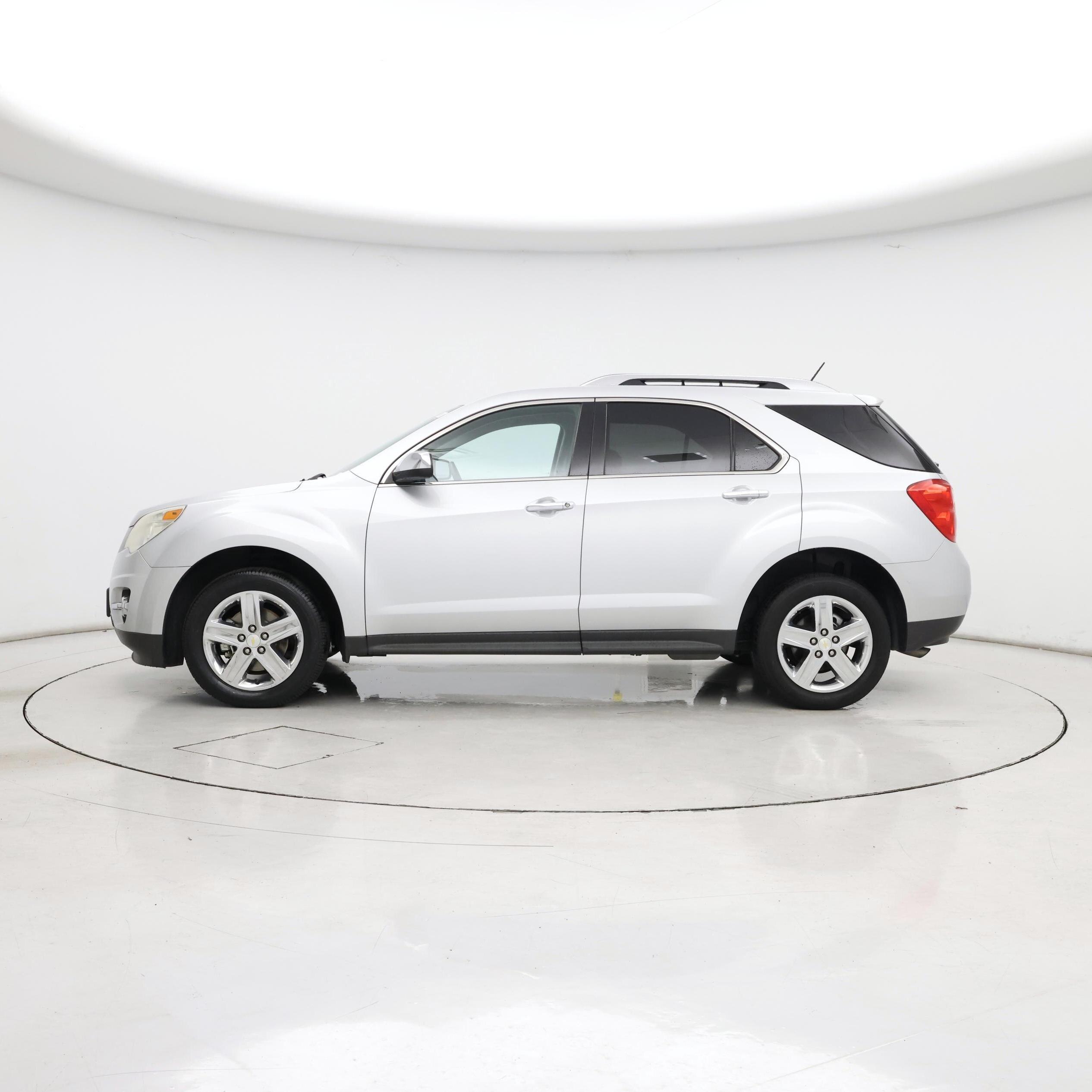 Thumbnail: 2015 Chevrolet Equinox - 3