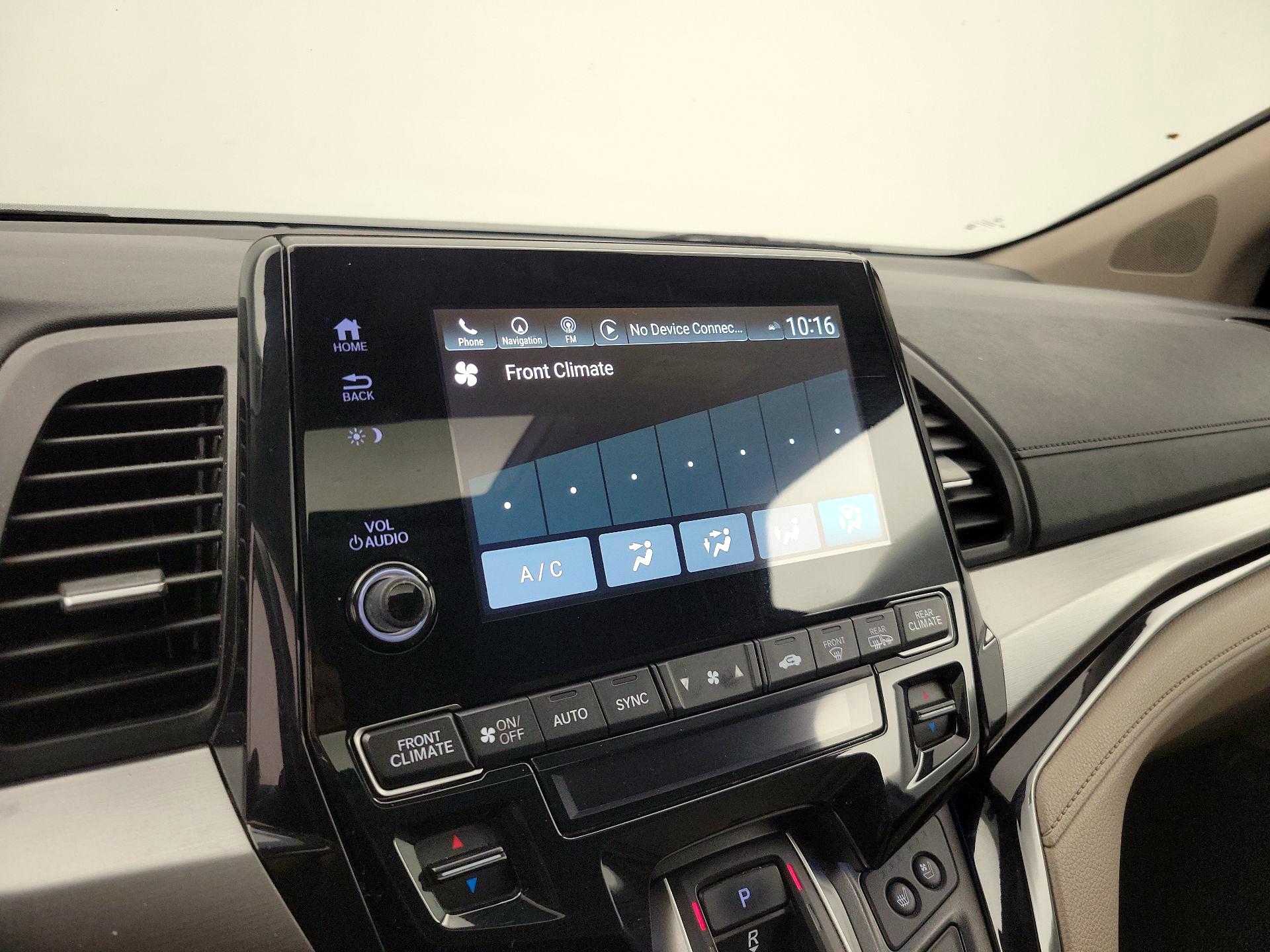 Thumbnail: 2019 Honda Odyssey - 17