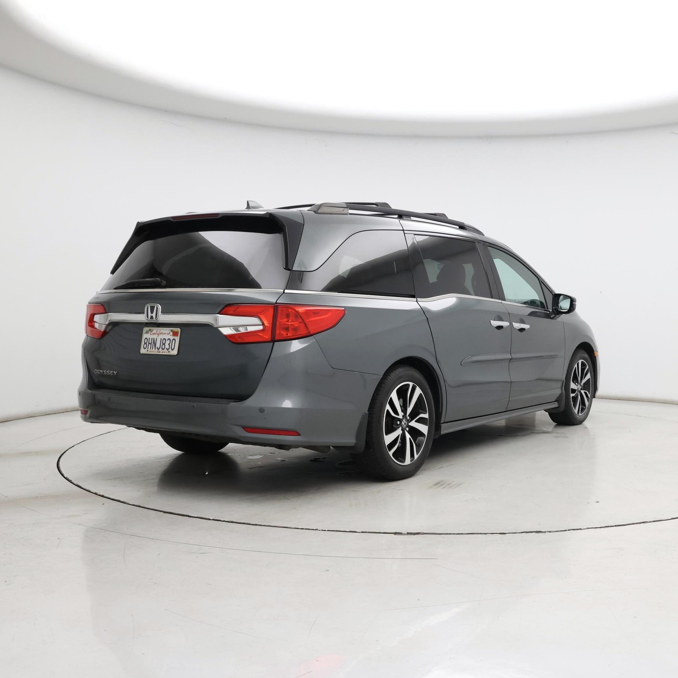 Thumbnail: 2019 Honda Odyssey - 8