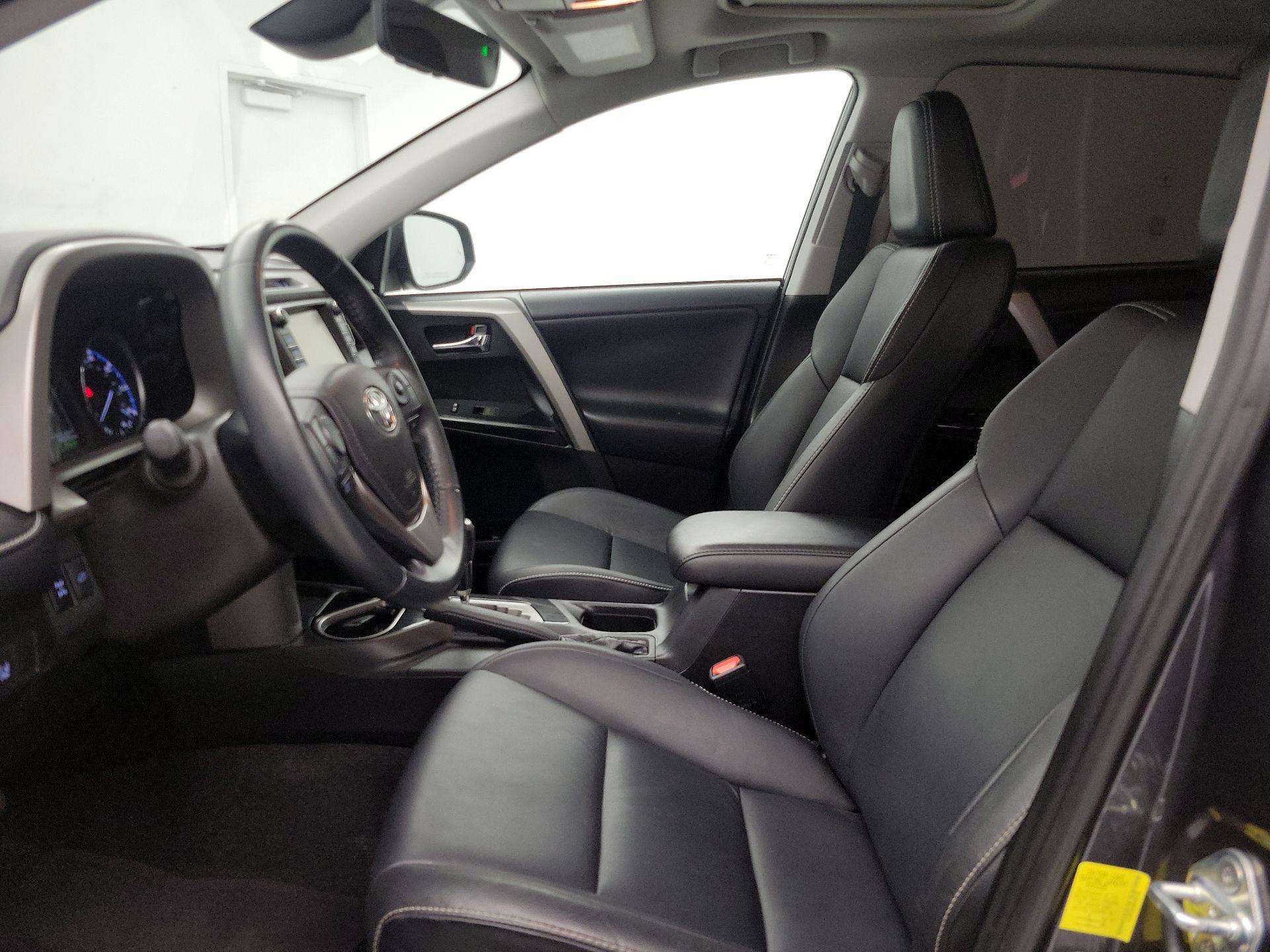 Thumbnail: 2017 Toyota RAV4 - 11