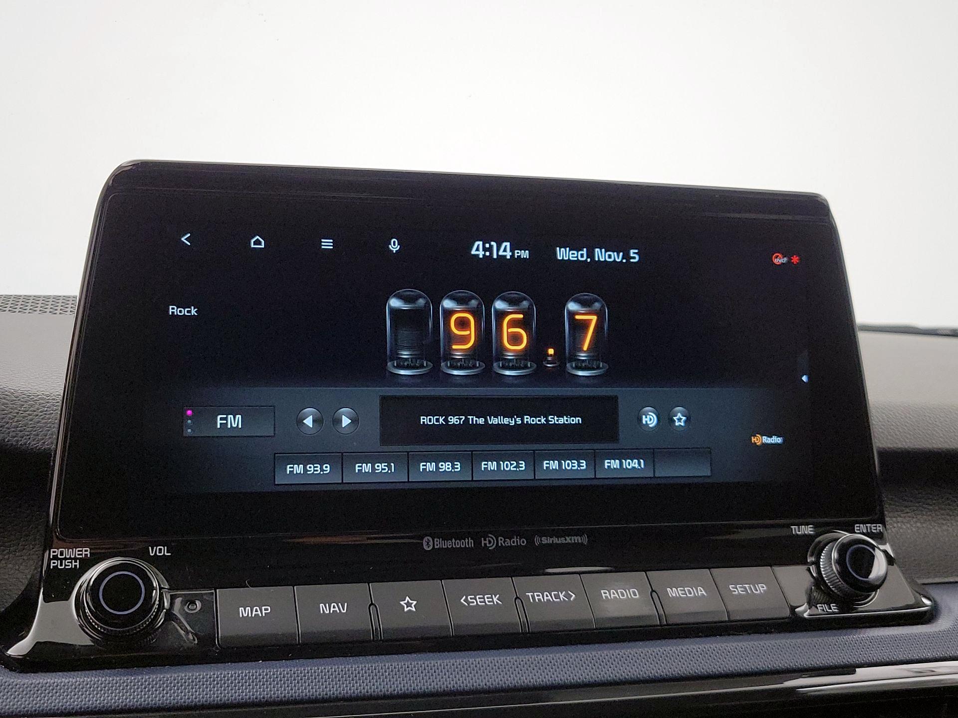 Thumbnail: 2022 Kia Seltos - 16