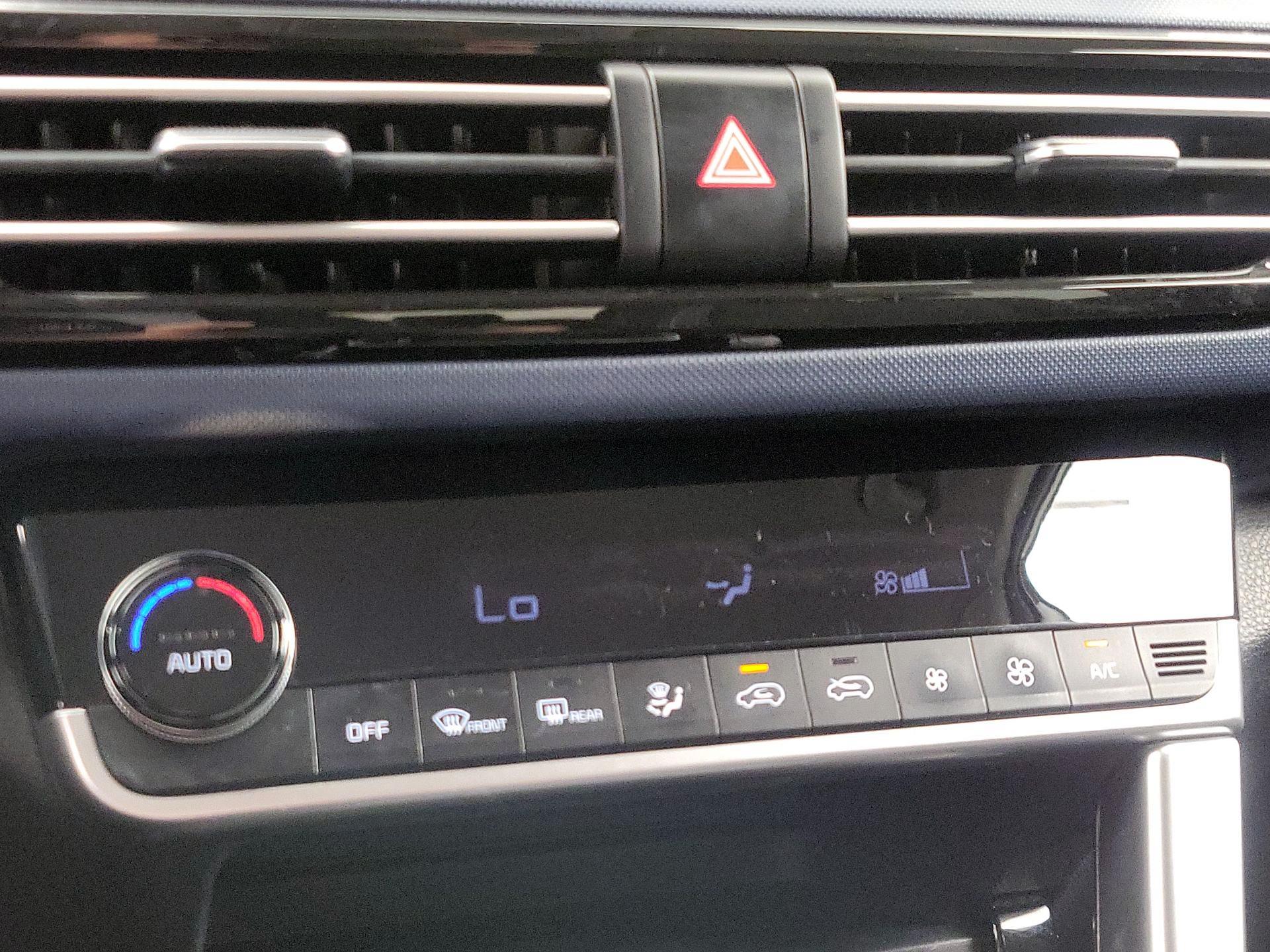 Thumbnail: 2022 Kia Seltos - 17