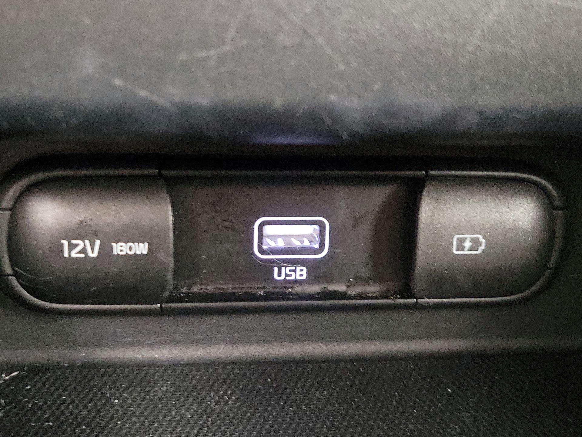 Thumbnail: 2022 Kia Seltos - 19