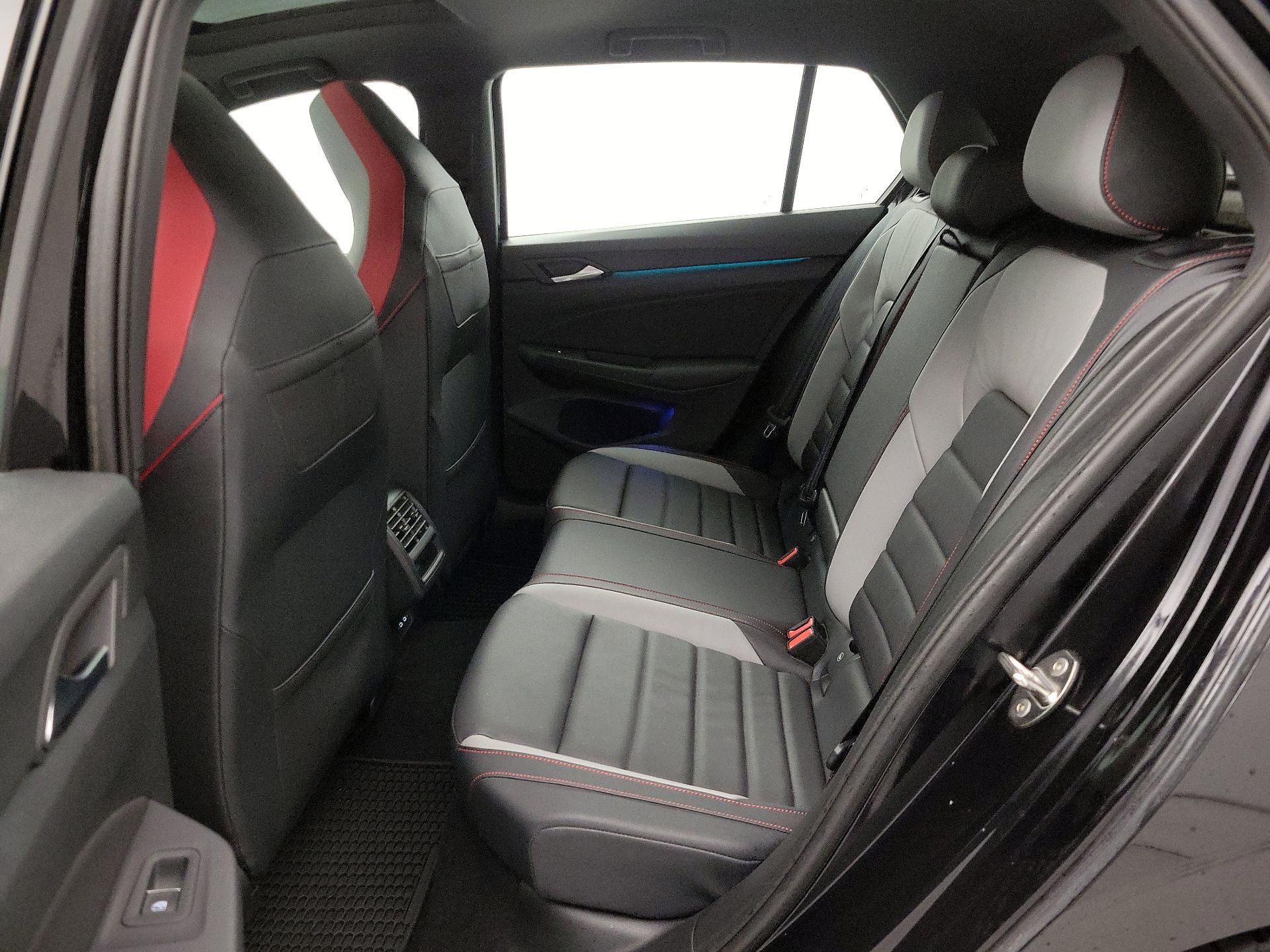 Thumbnail: 2022 Volkswagen Golf - 20