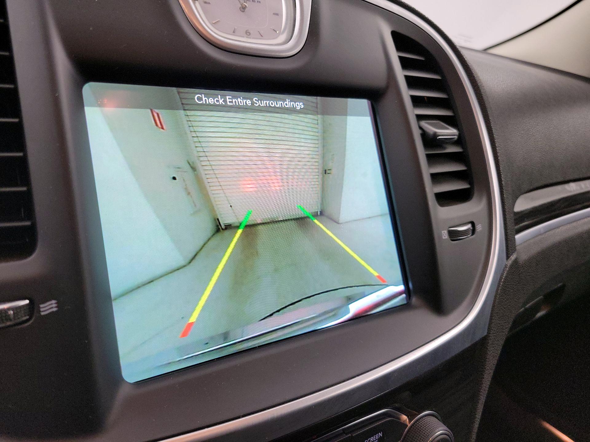 Thumbnail: 2017 Chrysler 300 - 14